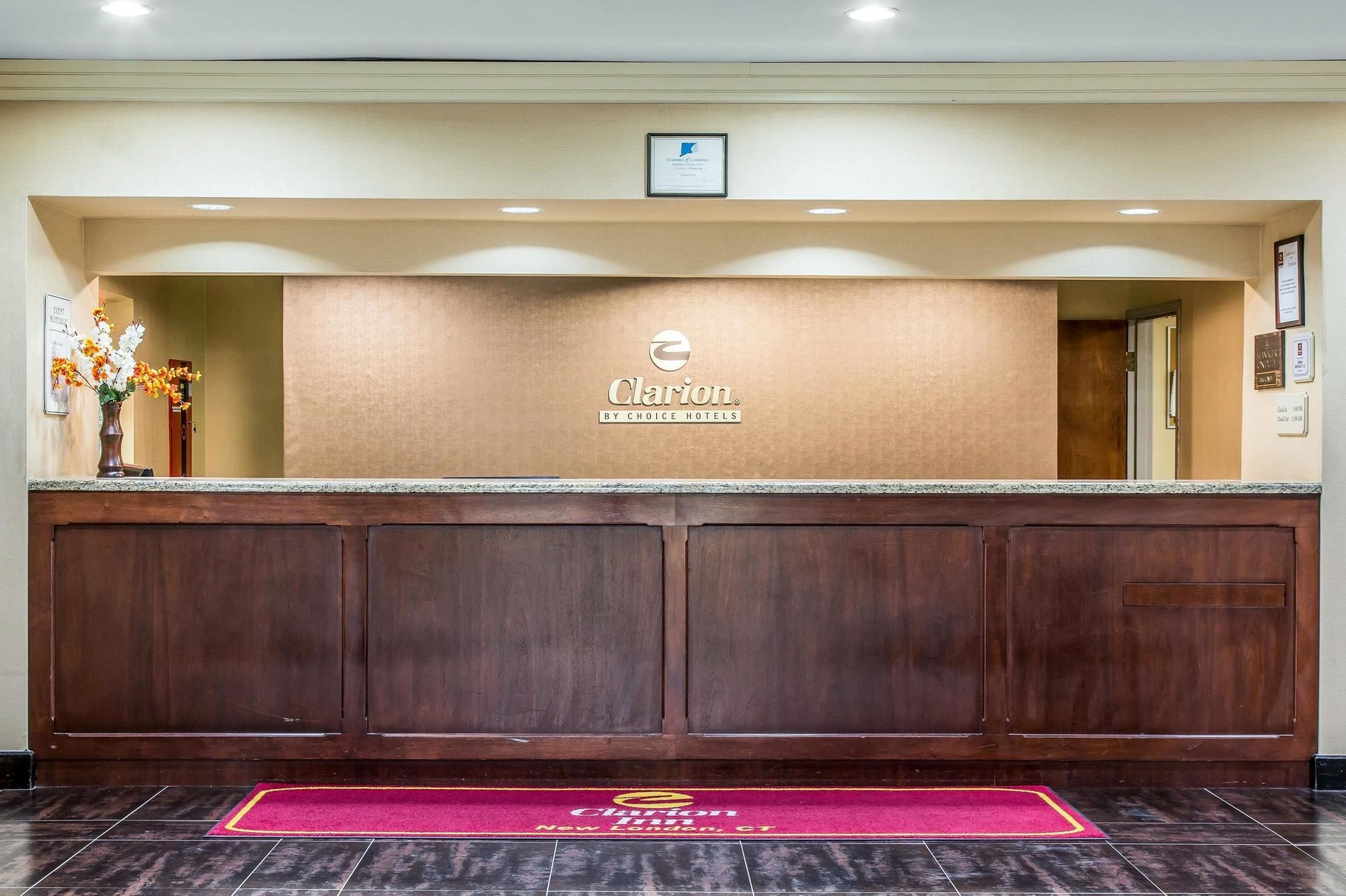 Regency Inn & Suites