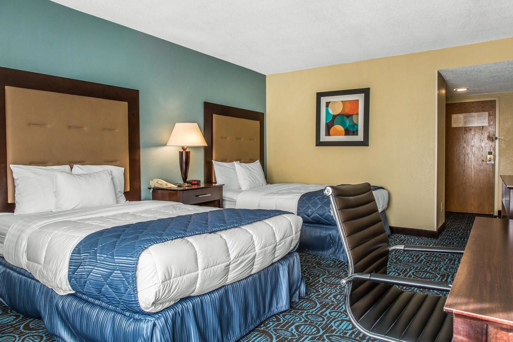 Regency Inn & Suites