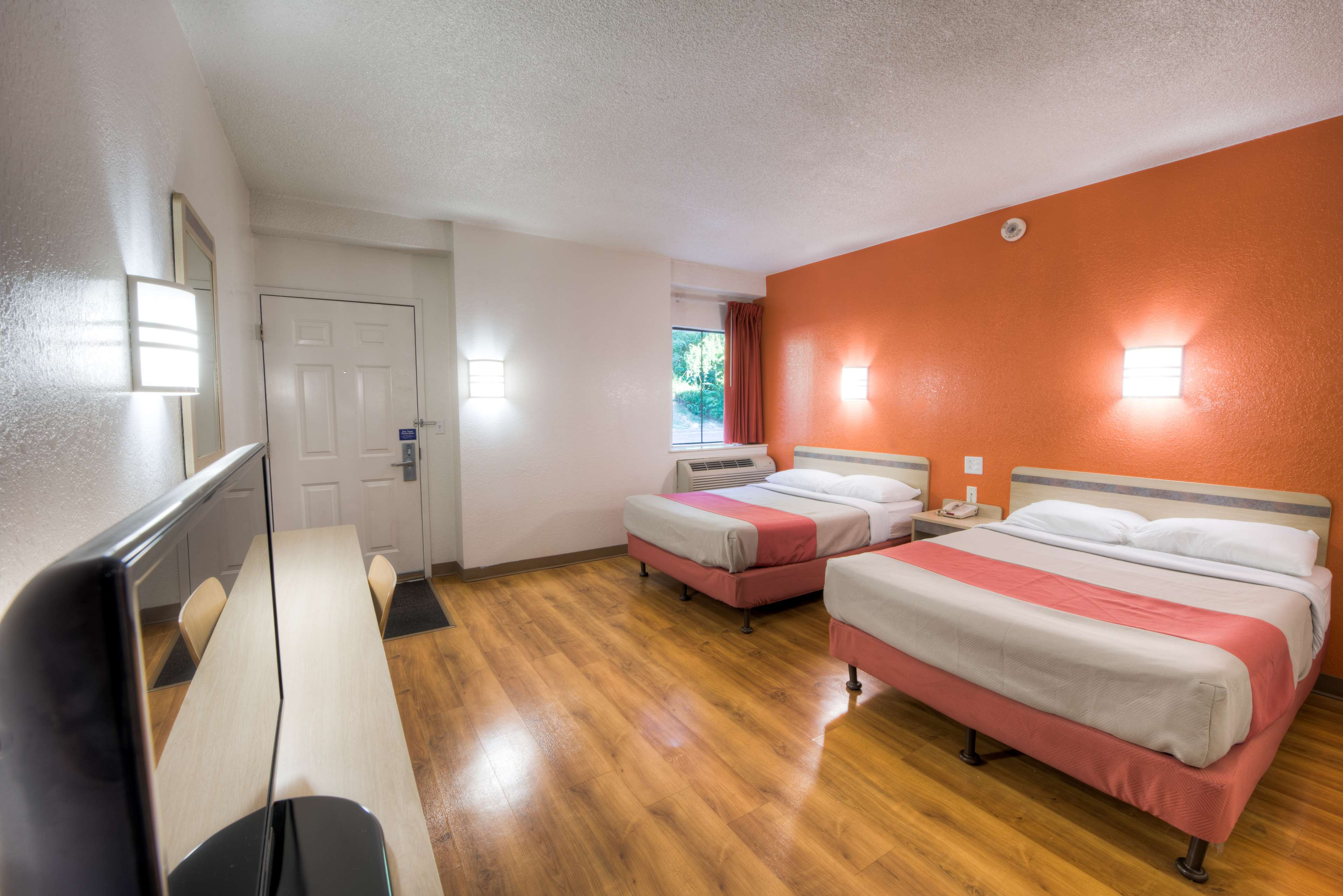 Motel 6