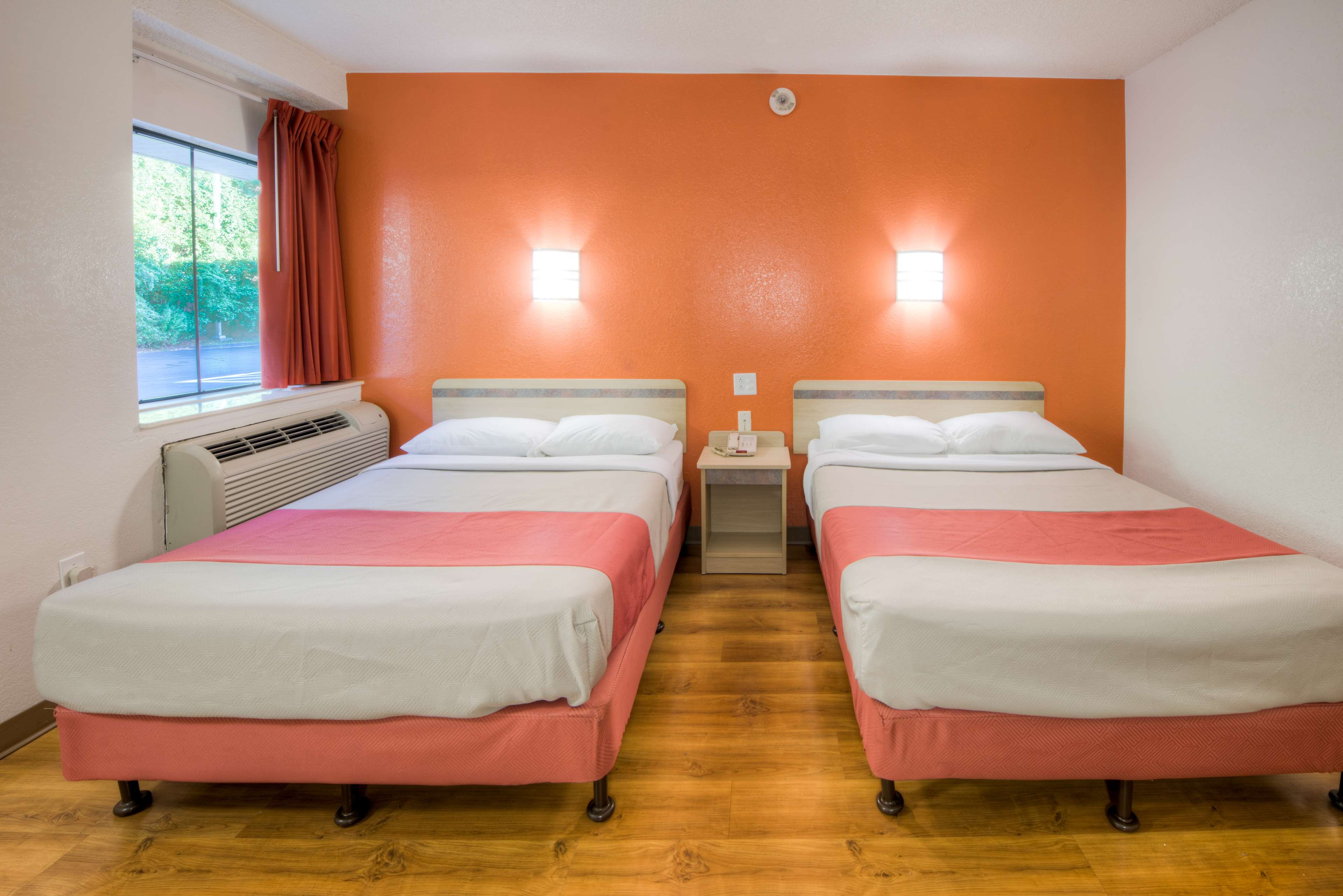 Motel 6