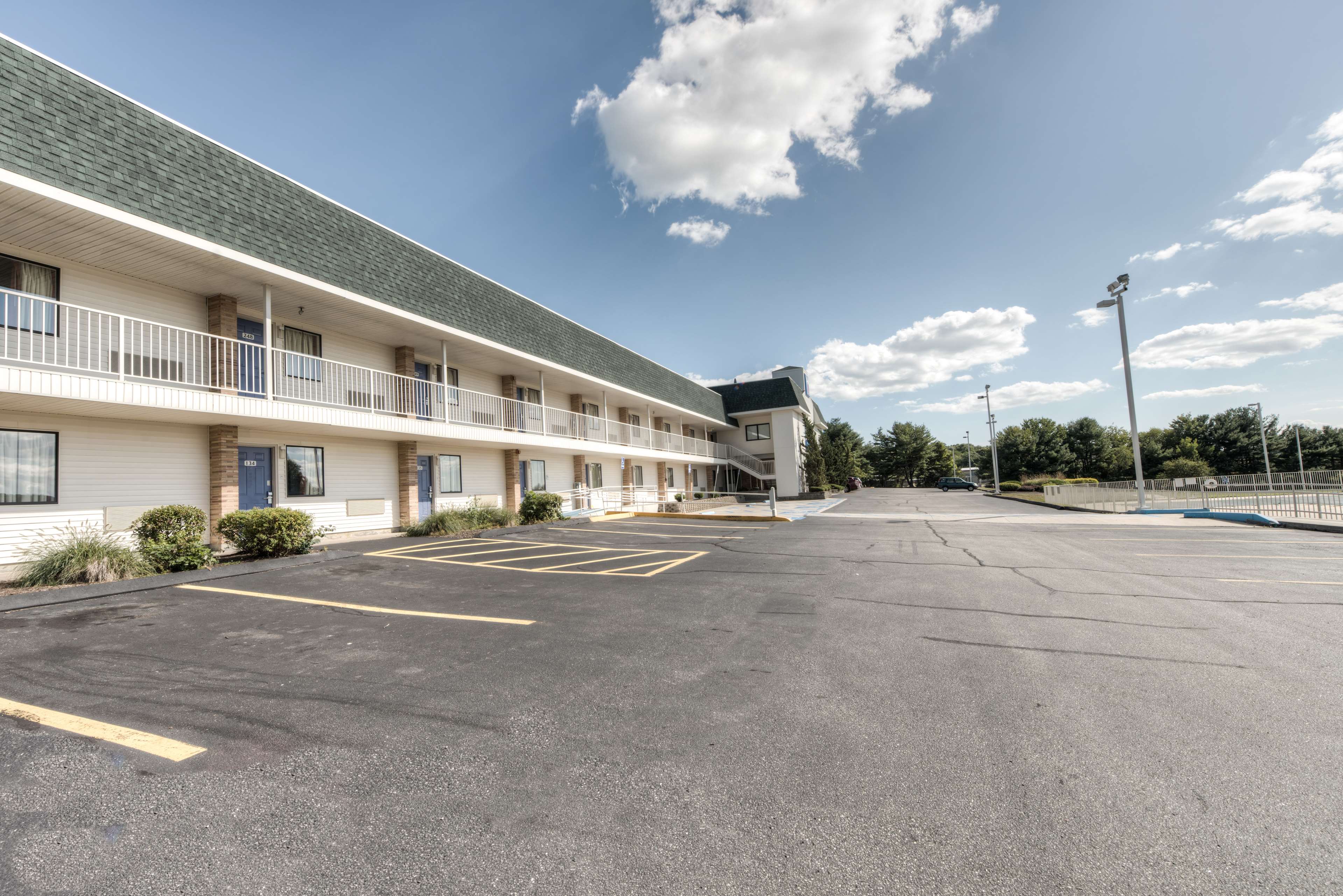 Motel 6