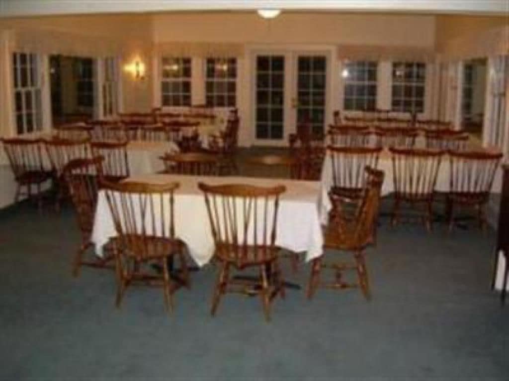 Blackberry River Inn