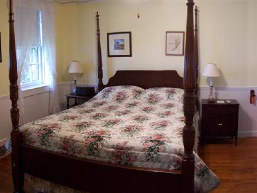 Blackberry River Inn