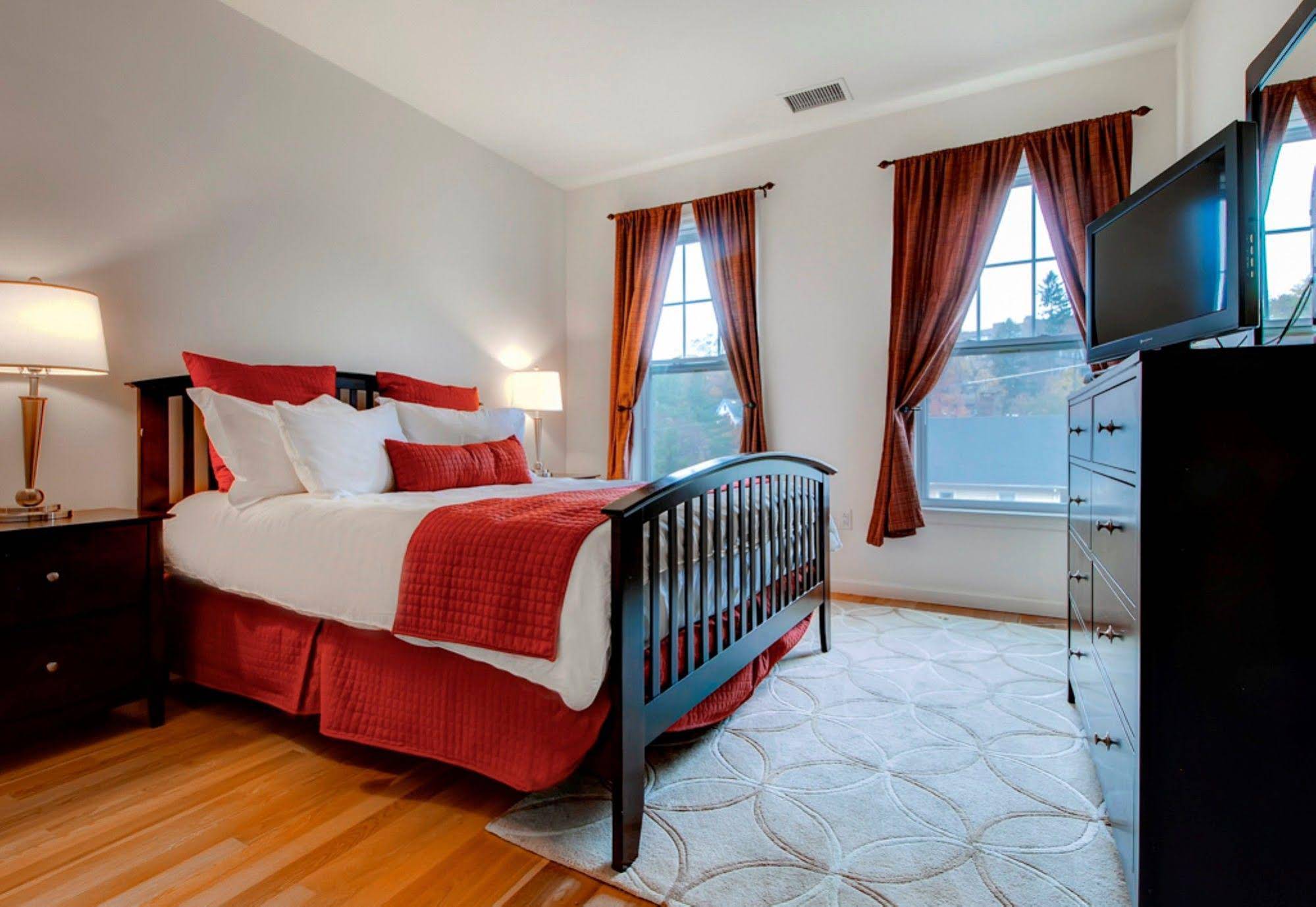 Luxury Apartments near Stamford