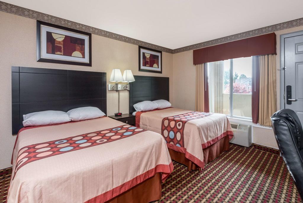 Super 8 by Wyndham Old Saybrook