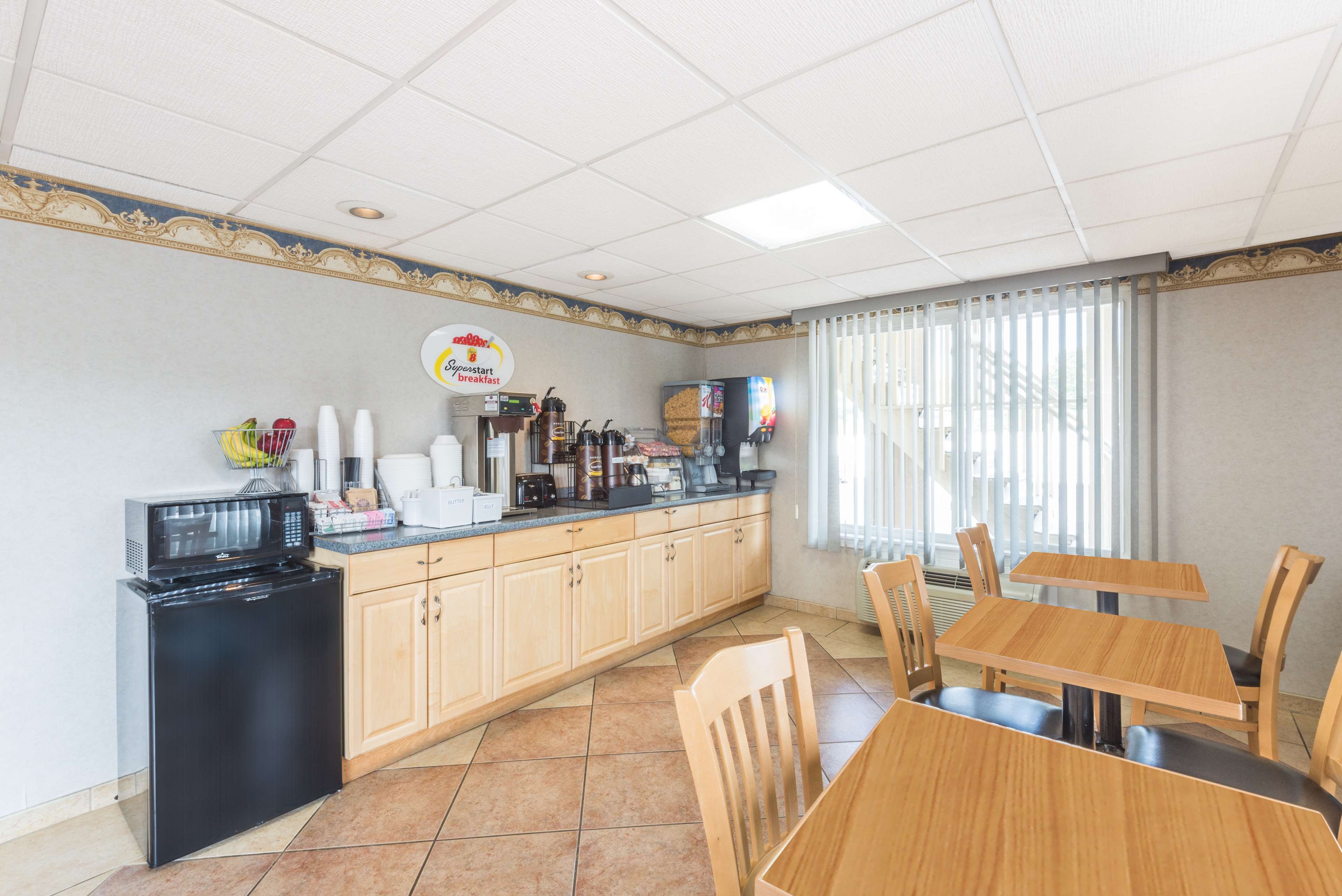 Super 8 by Wyndham Old Saybrook