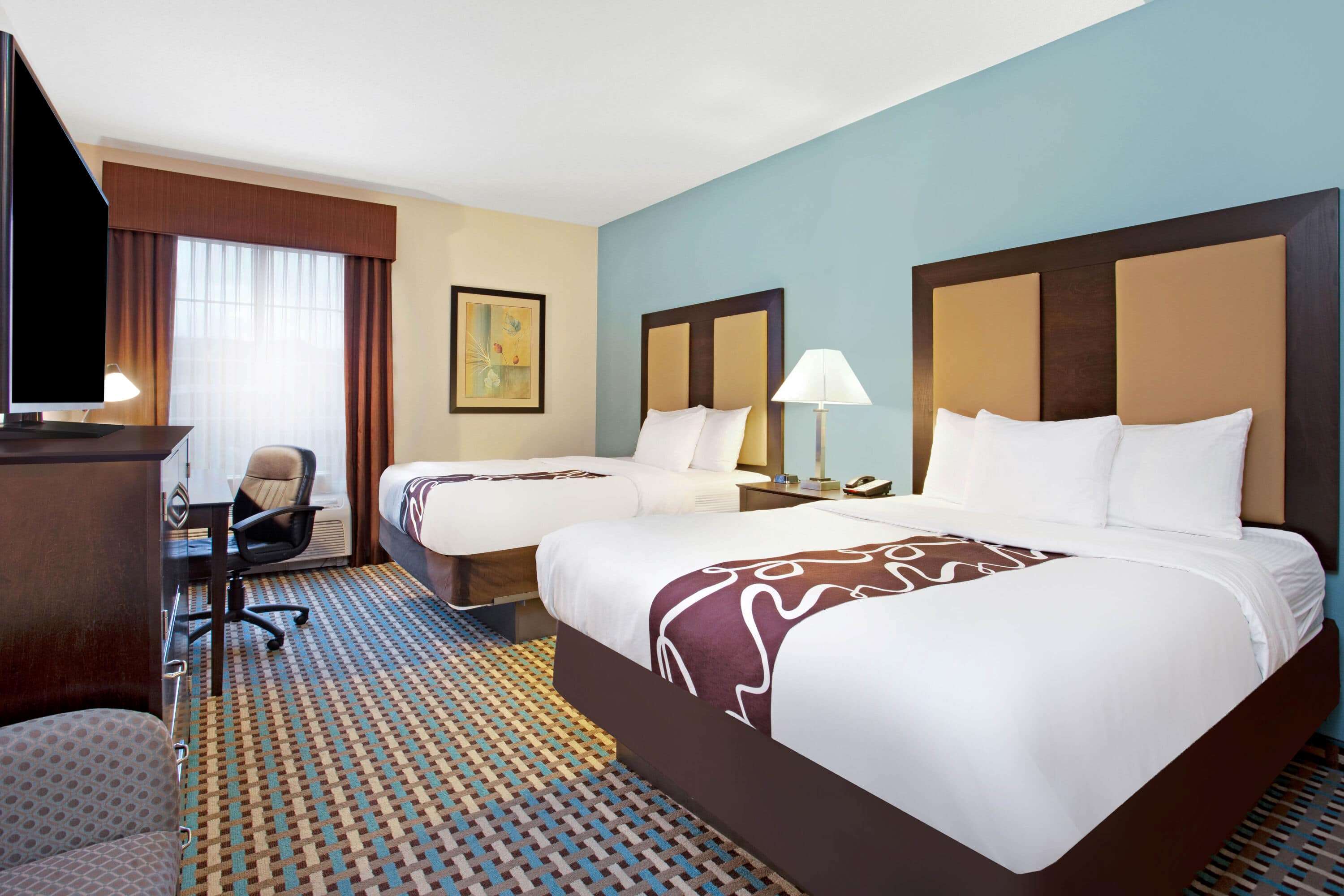 La Quinta Inn & Suites by Wyndham Stonington-Mystic Area