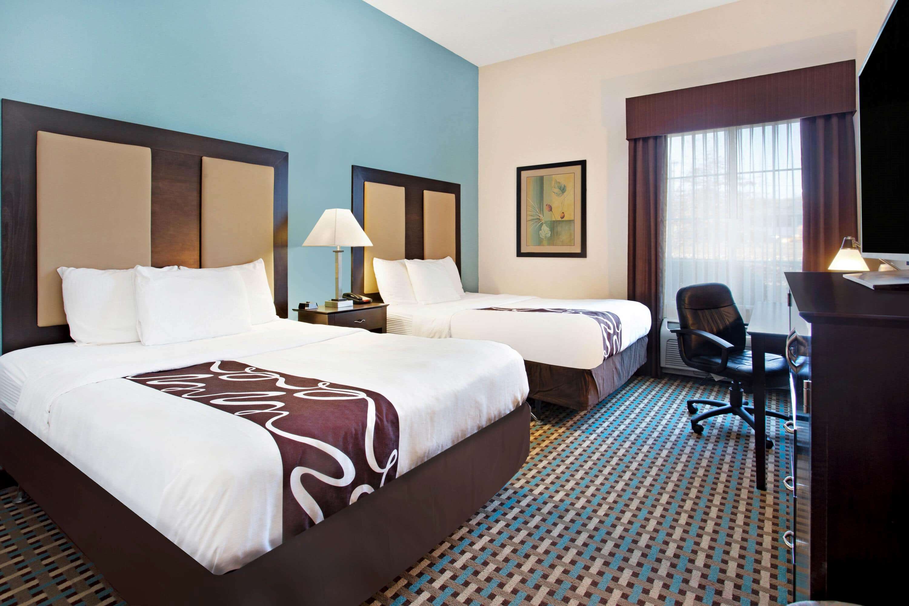 La Quinta Inn & Suites by Wyndham Stonington-Mystic Area