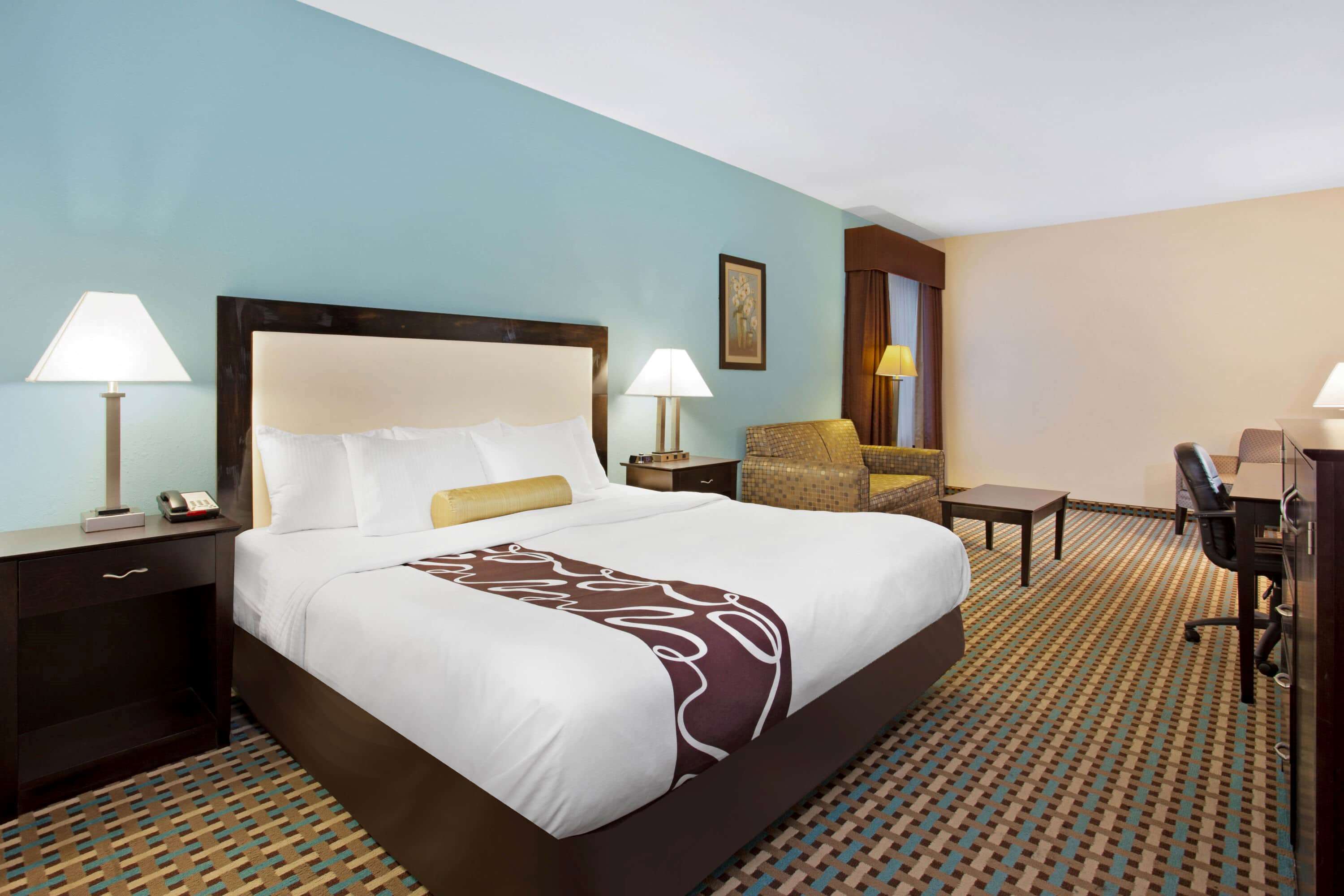 La Quinta Inn & Suites by Wyndham Stonington-Mystic Area