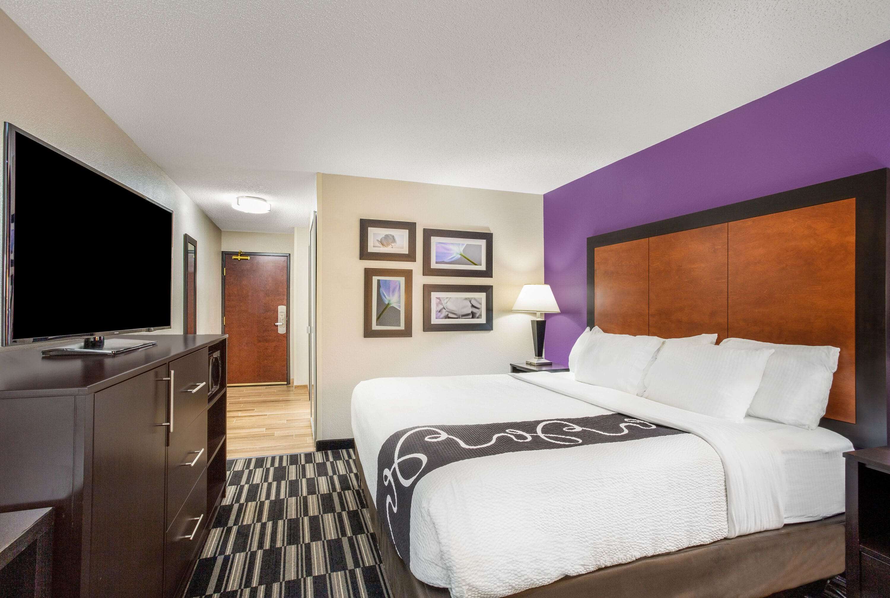 La Quinta Inn & Suites by Wyndham Norwich-Plainfield-Casino
