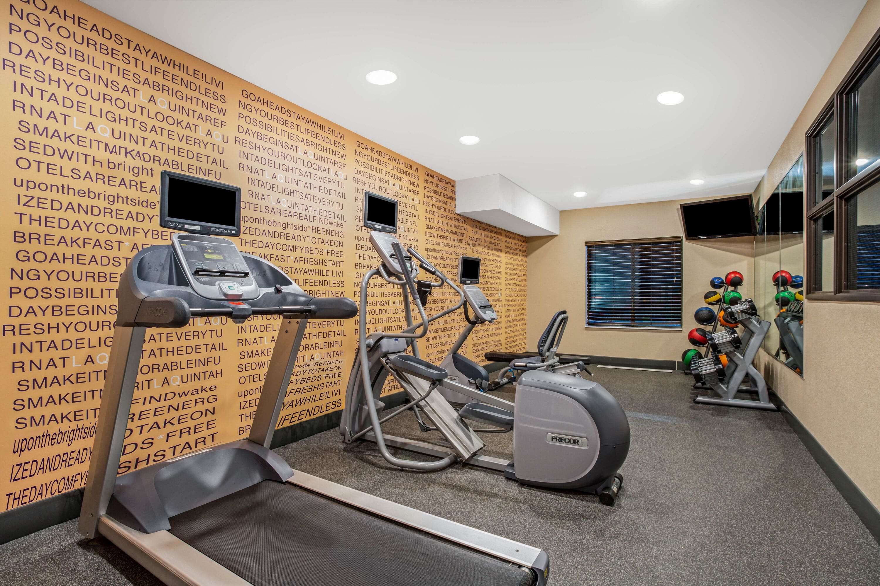 La Quinta Inn & Suites by Wyndham Norwich-Plainfield-Casino