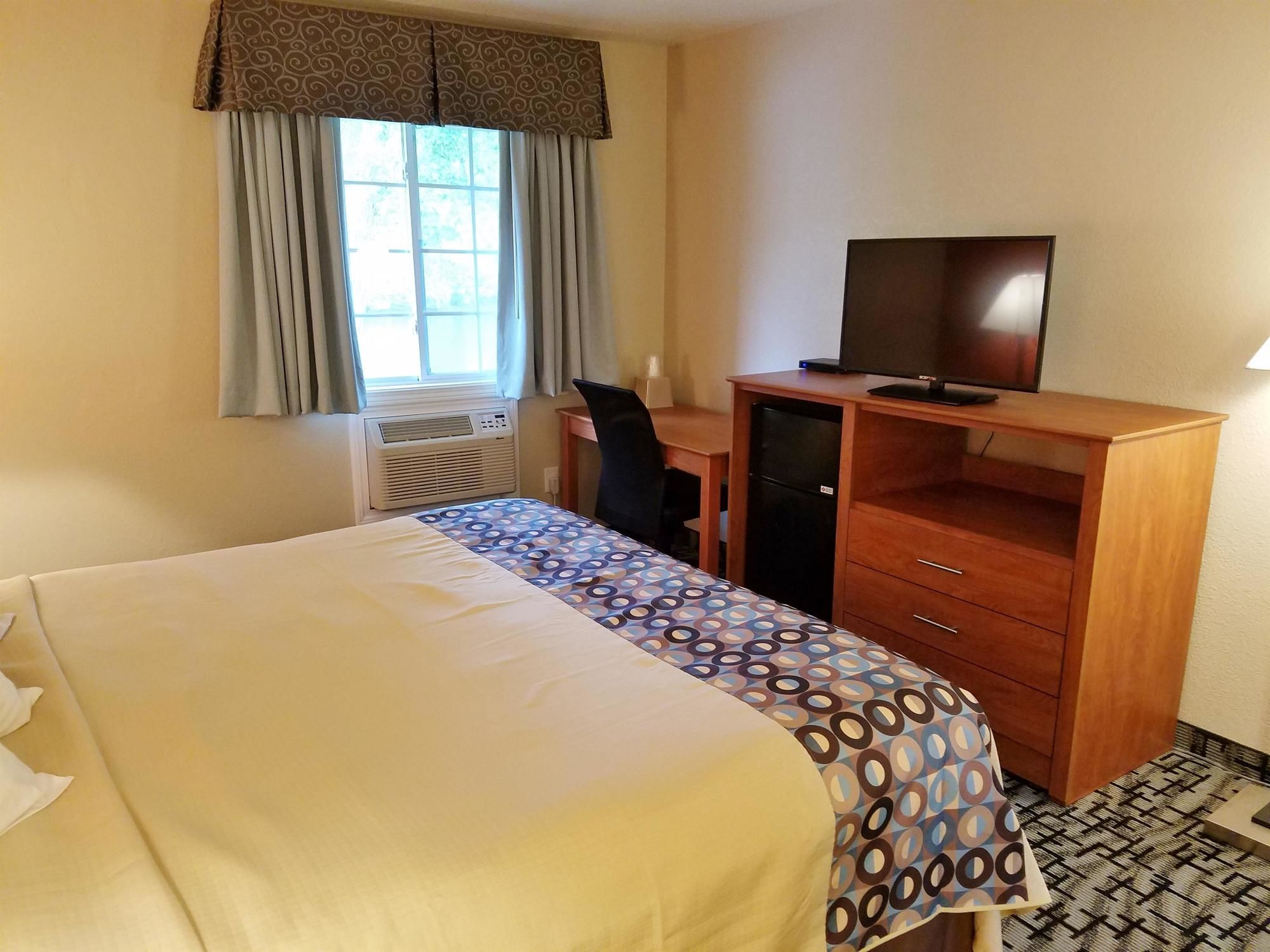 Americas Best Value Inn Putnam