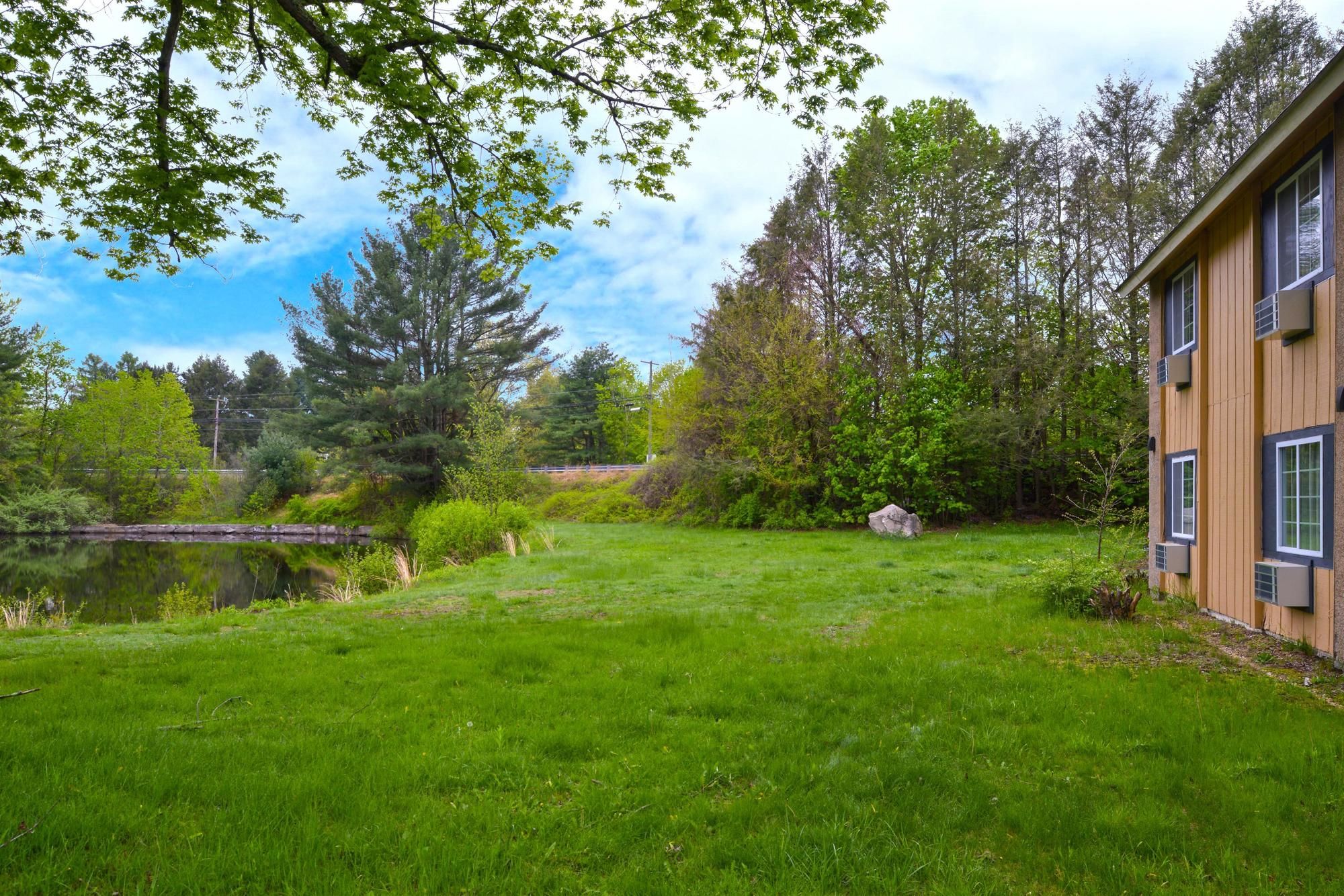 Americas Best Value Inn Putnam