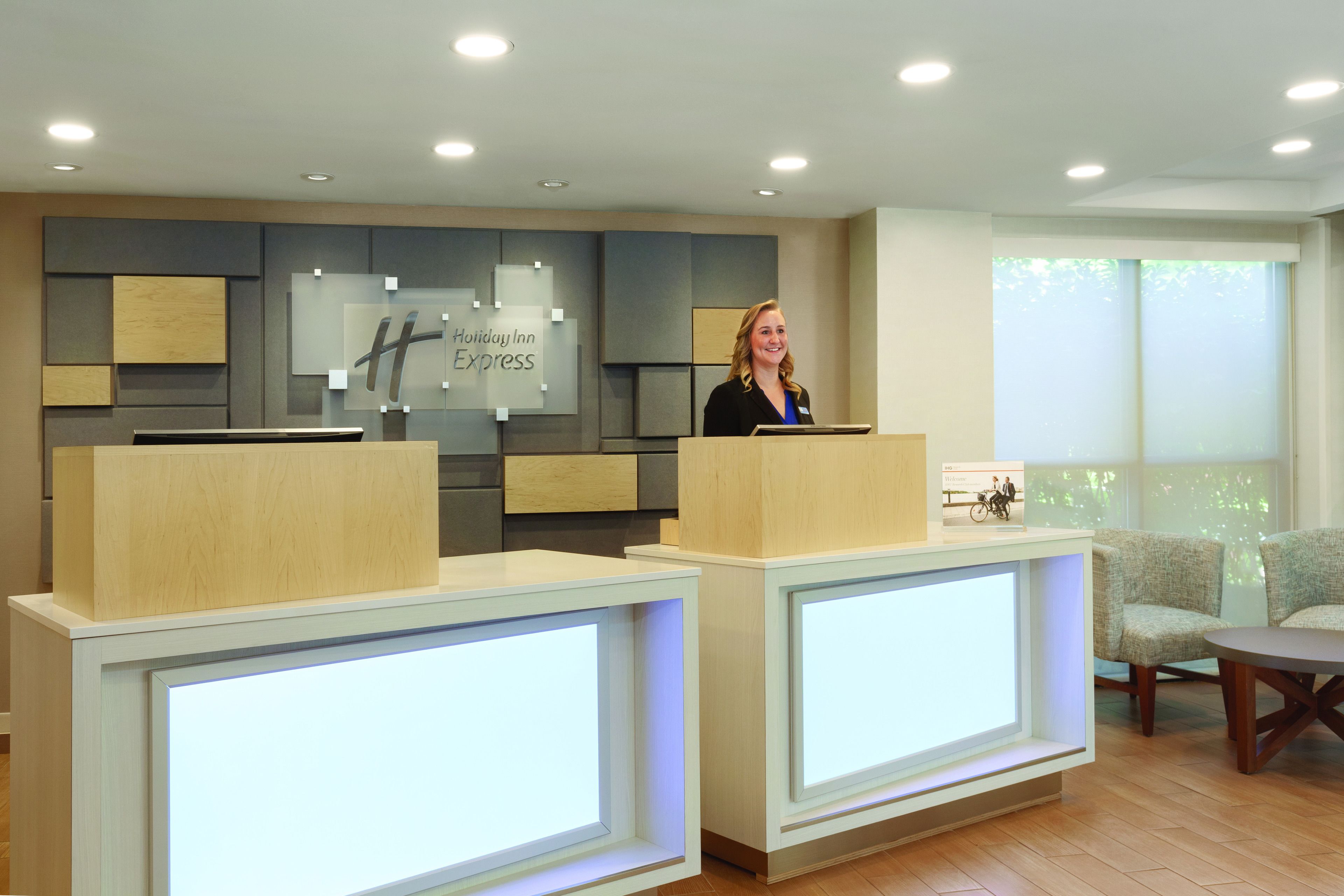 Holiday Inn Express Hartford South - Rocky Hill
