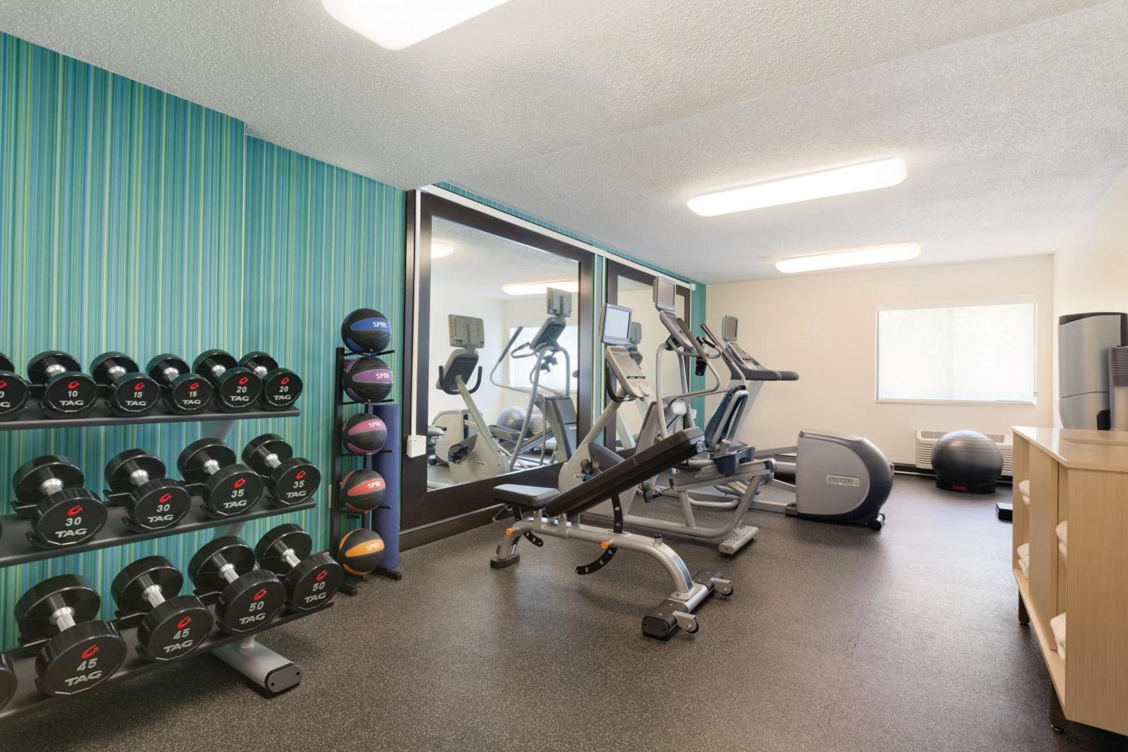 Holiday Inn Express Hartford South - Rocky Hill