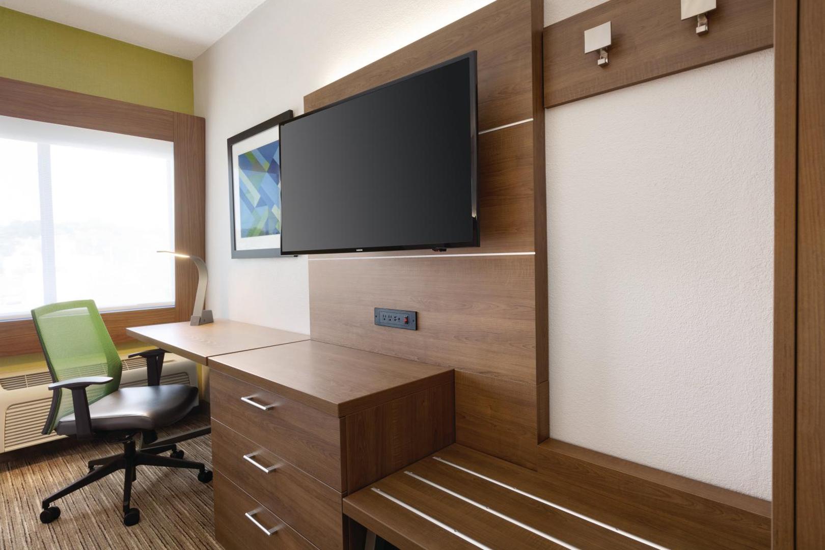 Holiday Inn Express Hartford South - Rocky Hill