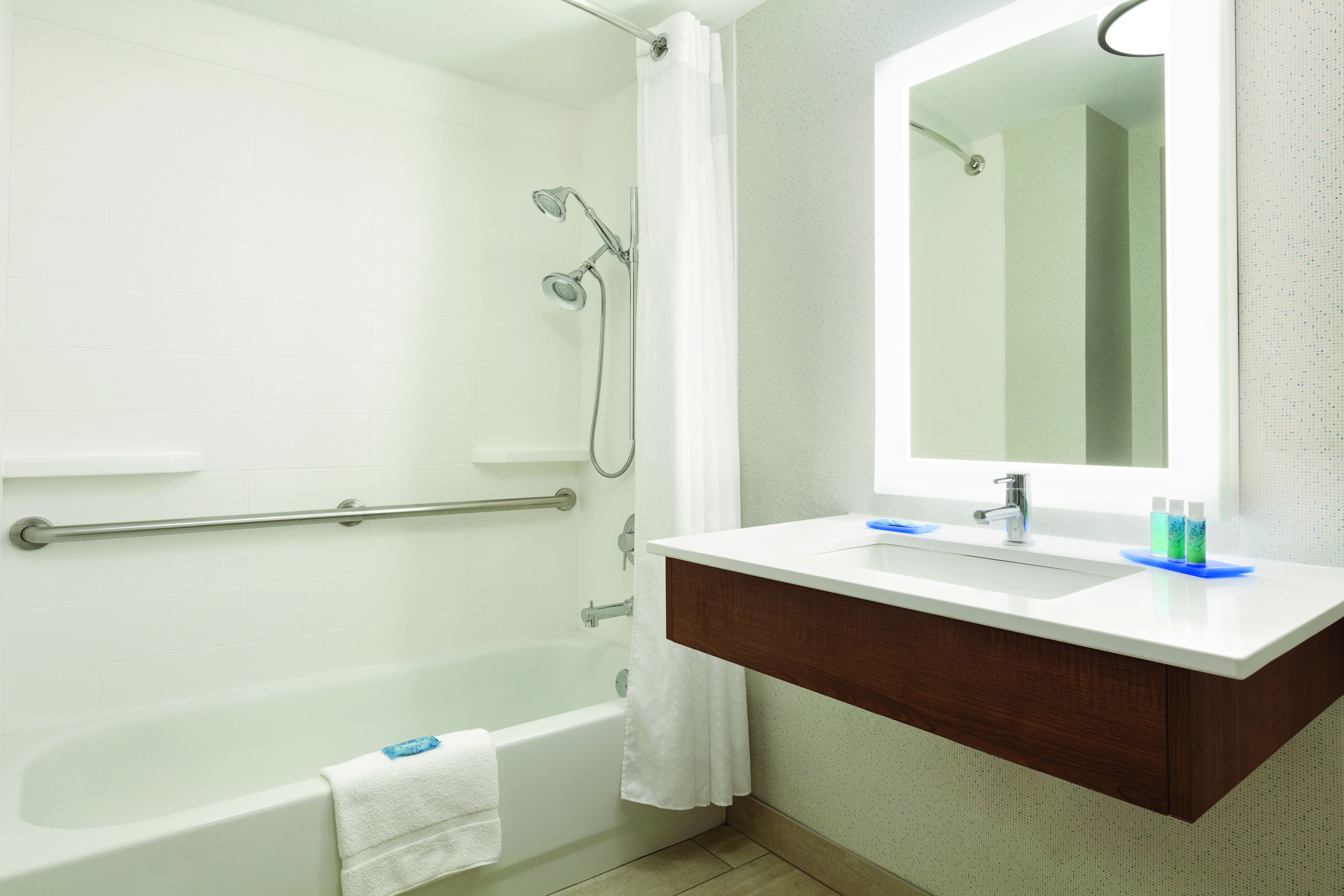 Holiday Inn Express Hartford South - Rocky Hill