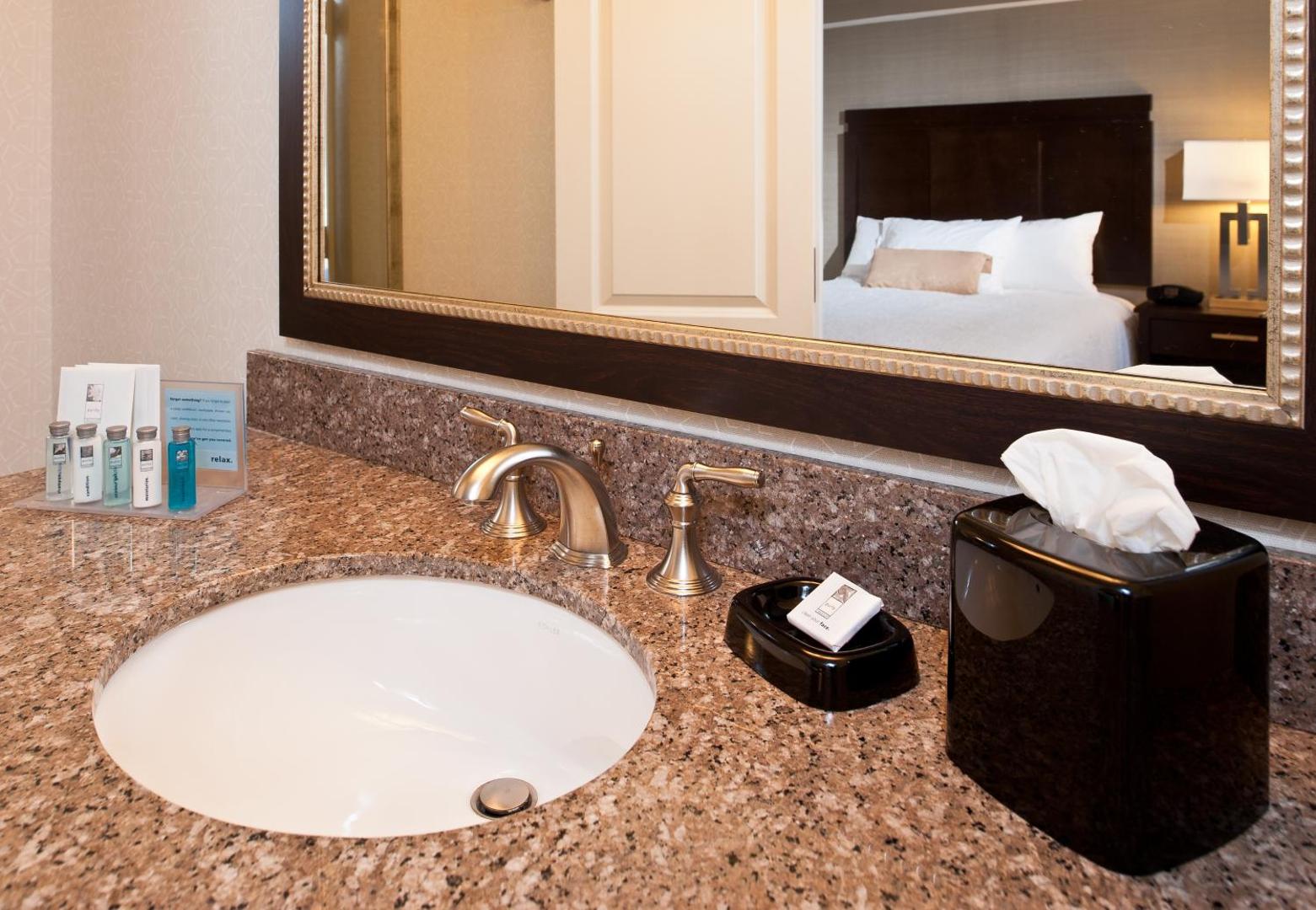 Hampton Inn Shelton