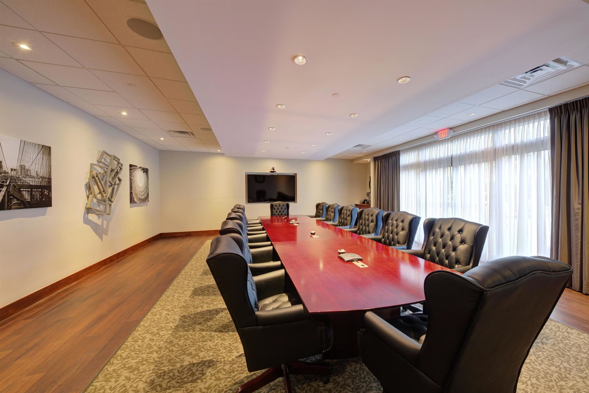 Heritage Hotel & Conference Center