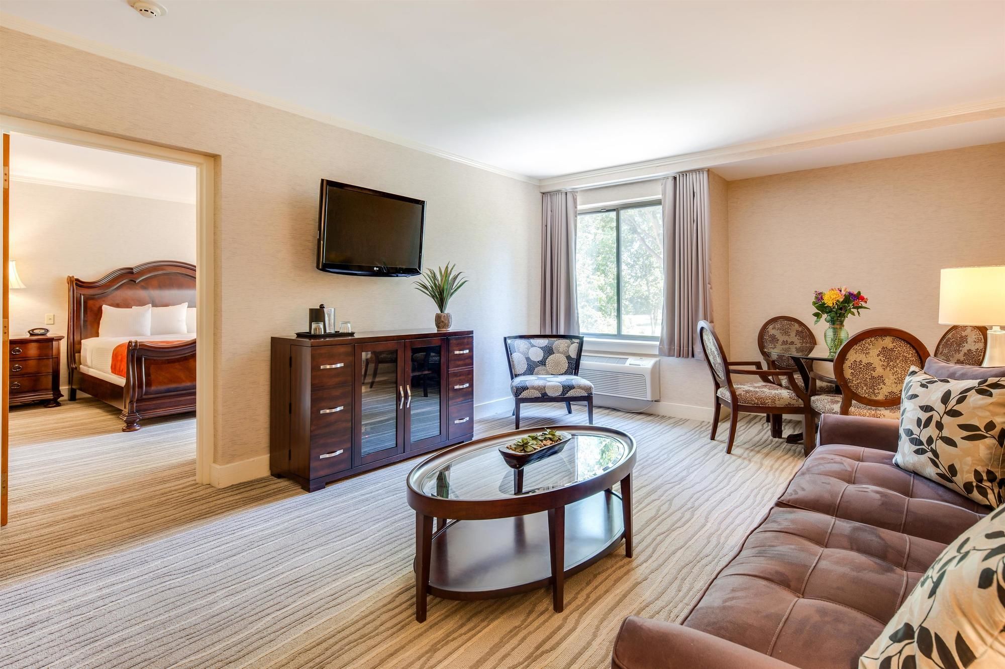Heritage Hotel & Conference Center