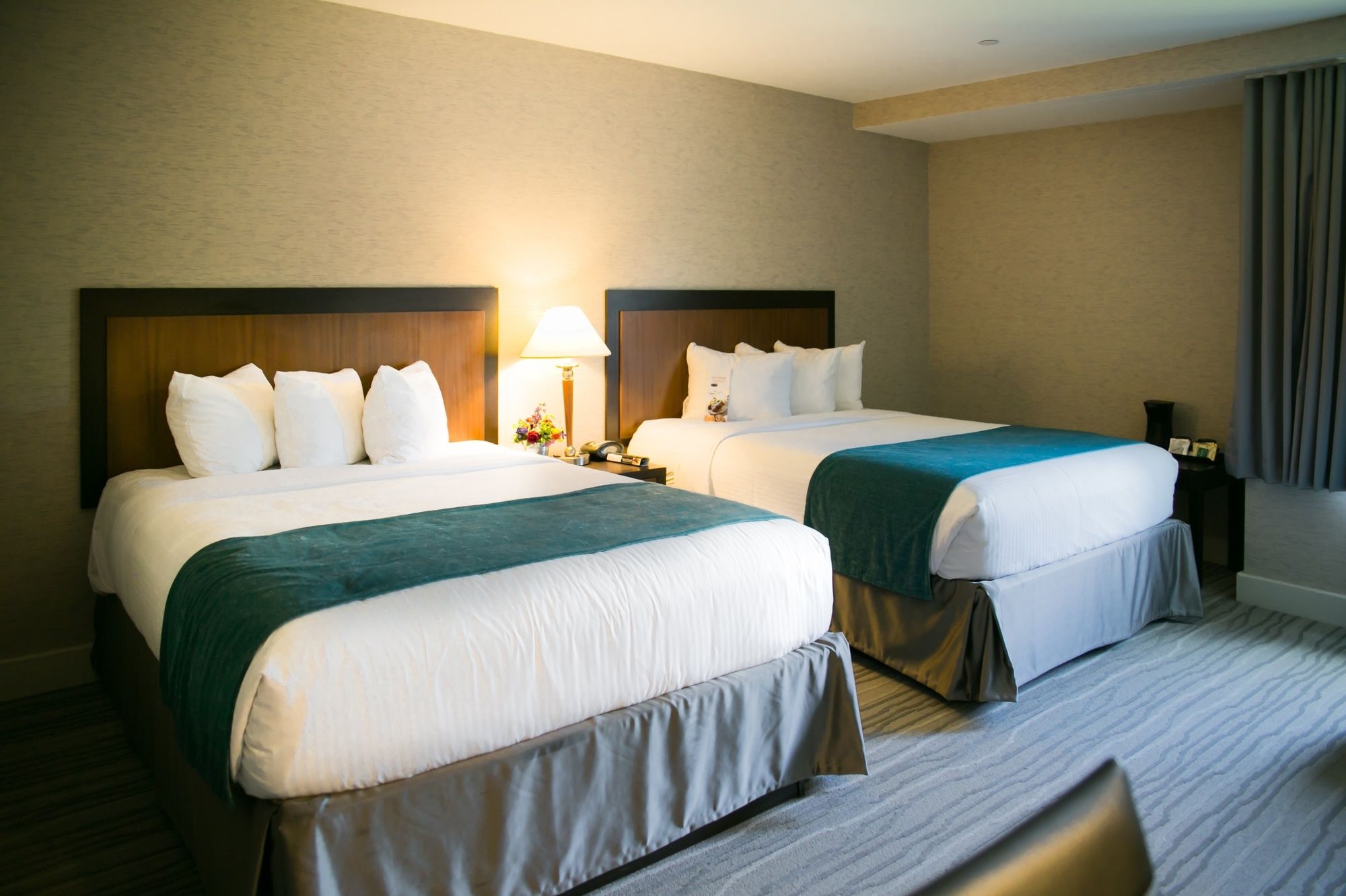 Heritage Hotel & Conference Center