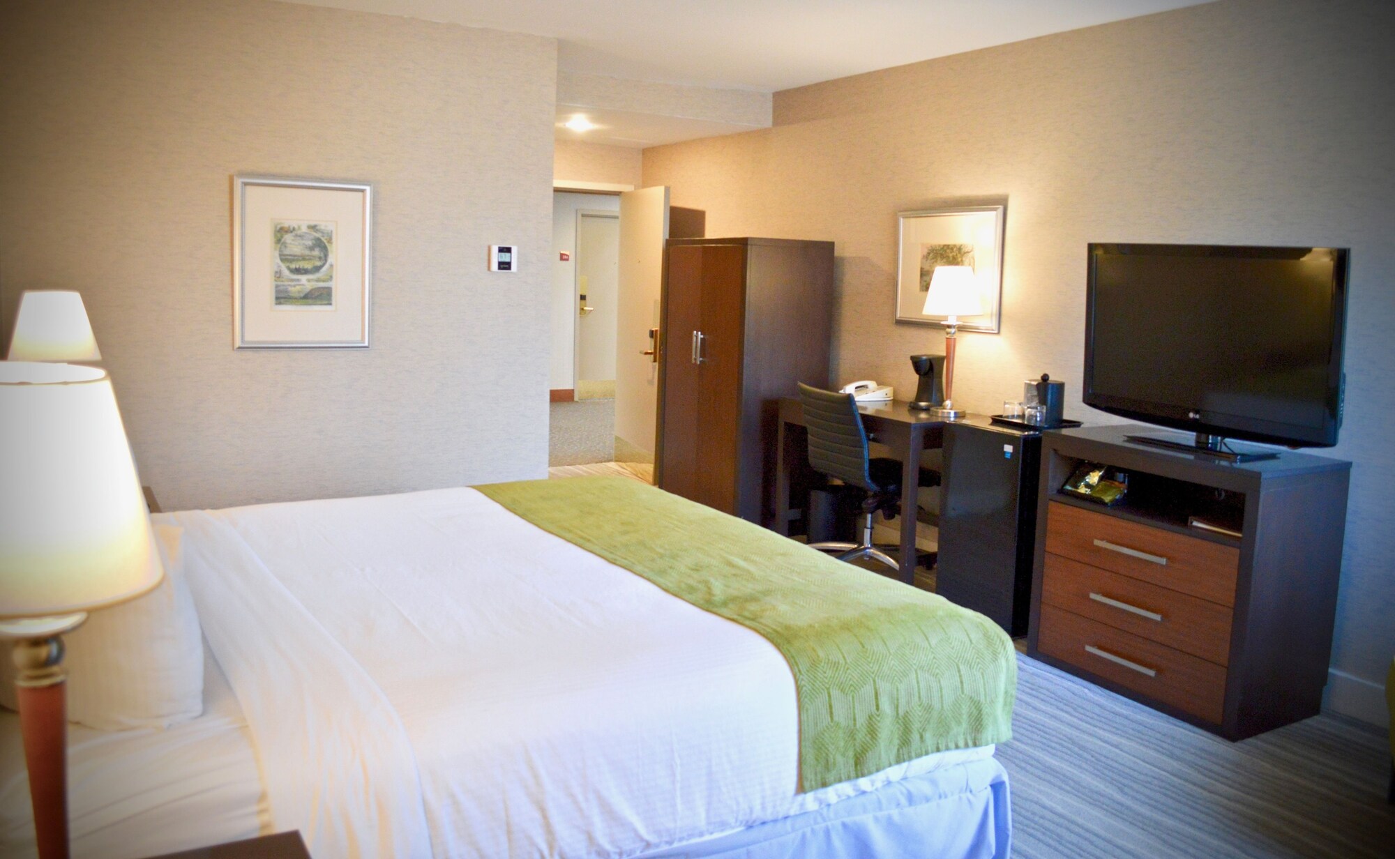Heritage Hotel & Conference Center