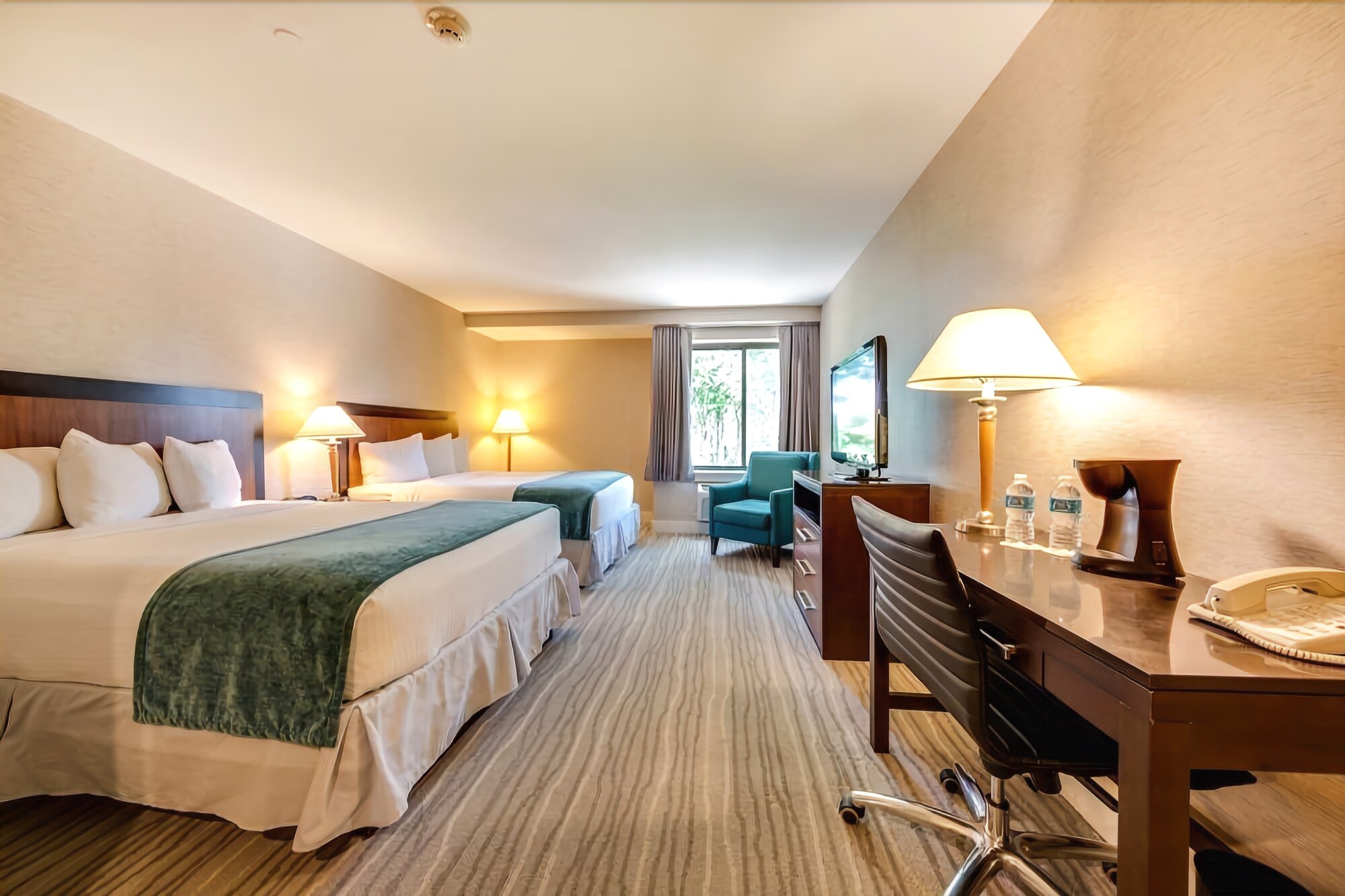 Heritage Hotel & Conference Center