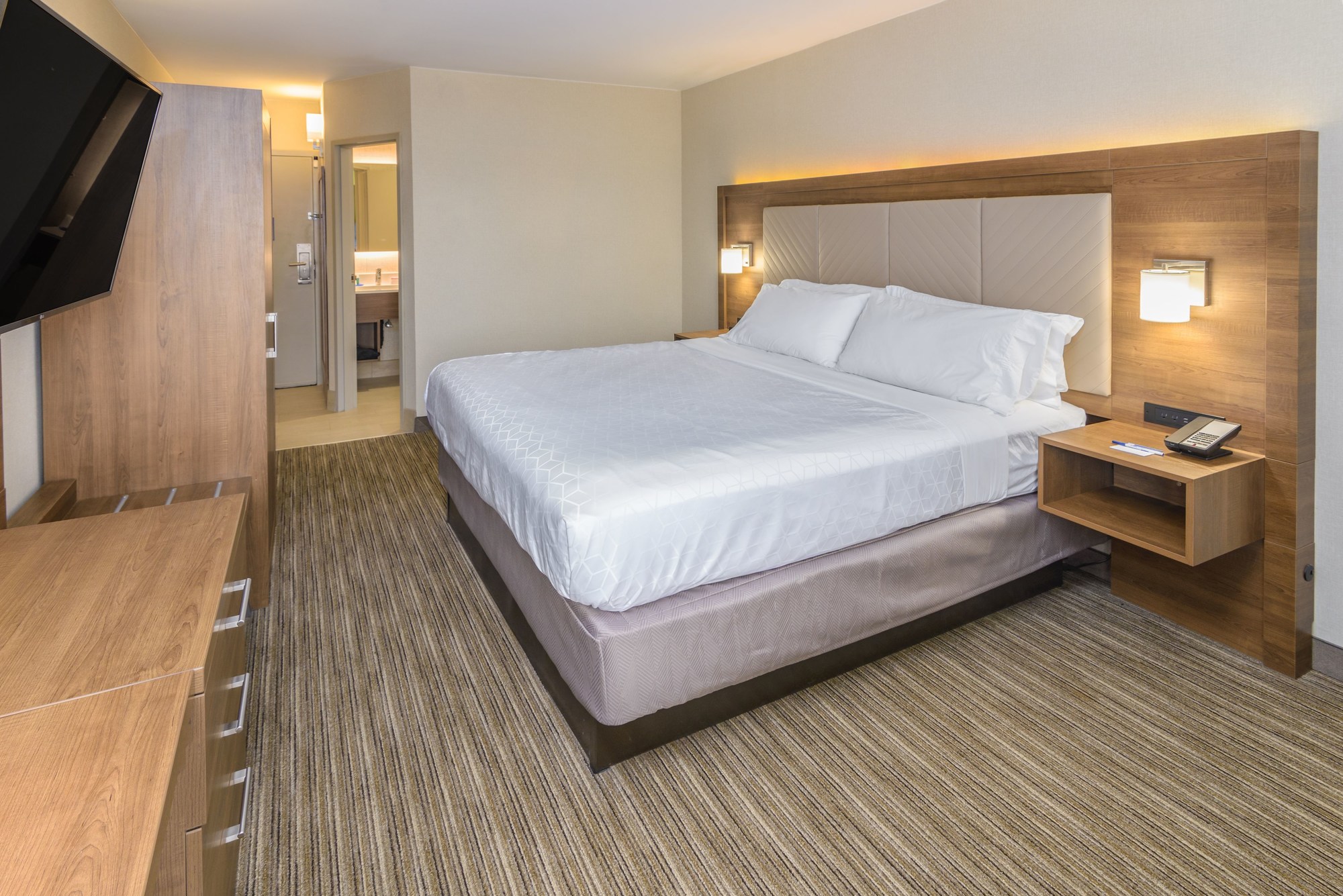 Holiday Inn Express Southington