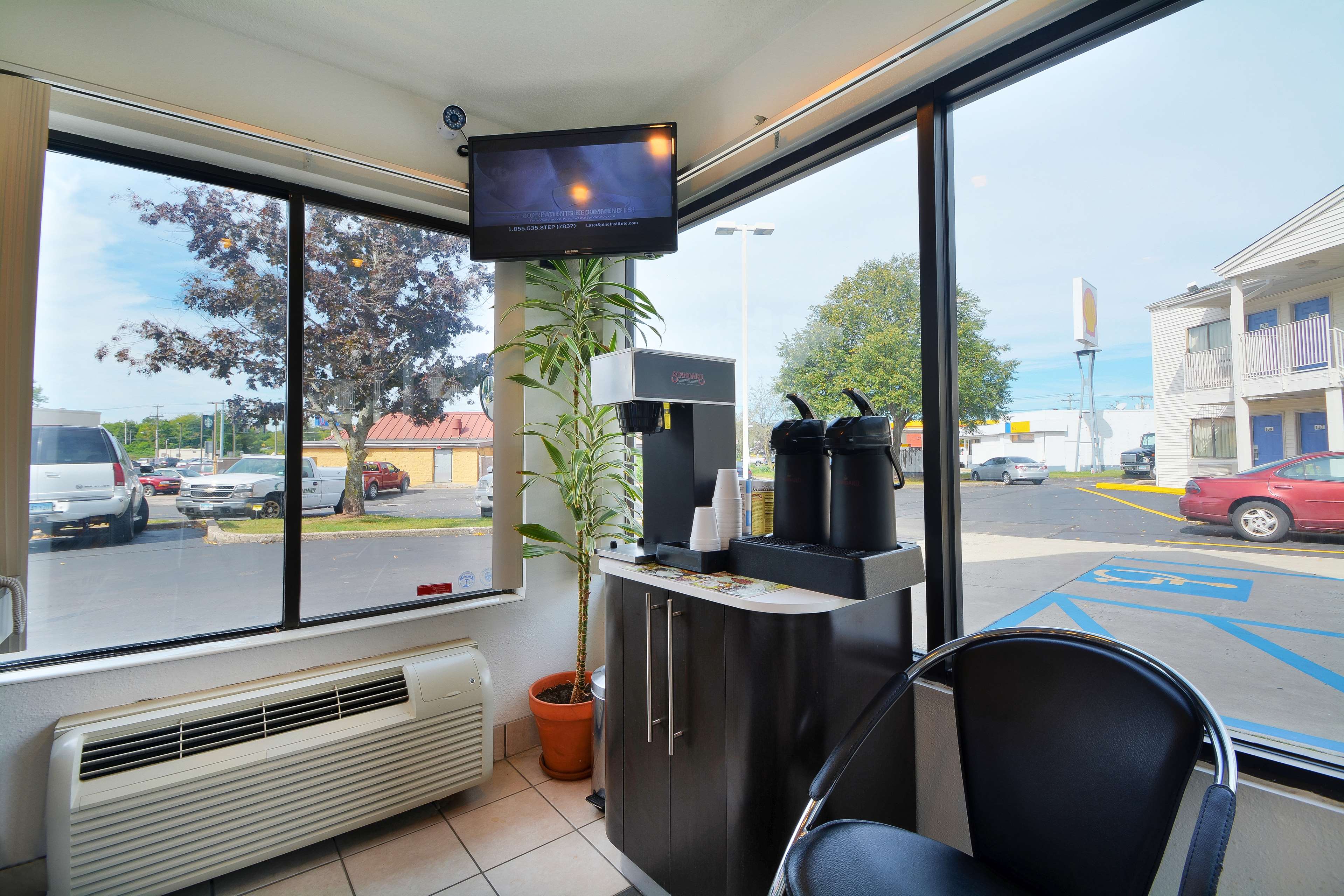 Motel 6 Hartford Southington