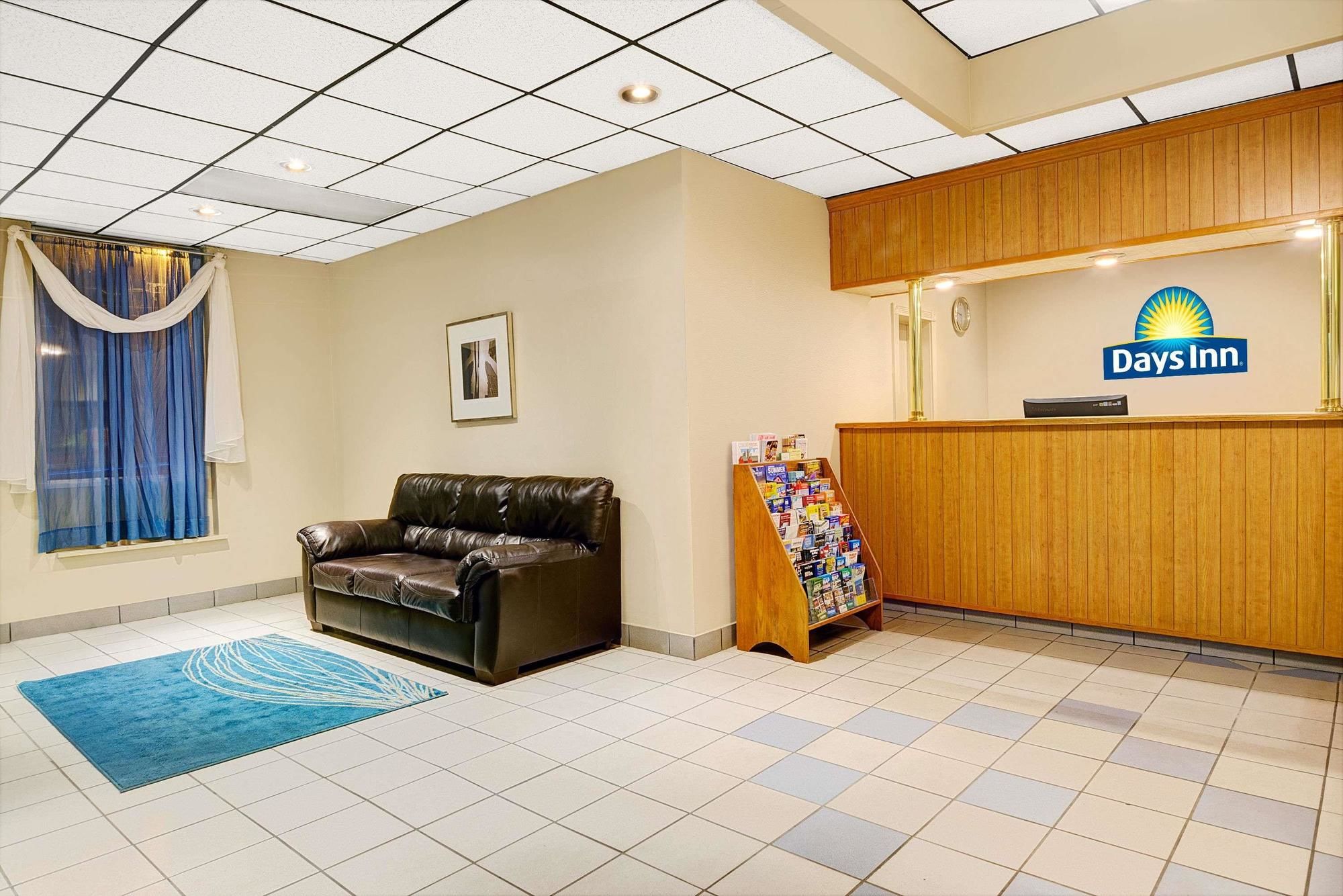 Days Inn by Wyndham Southington