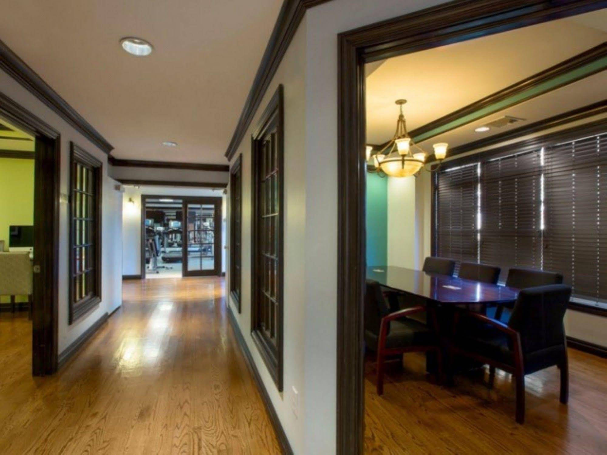 Global Luxury Apartments near Mill River Park
