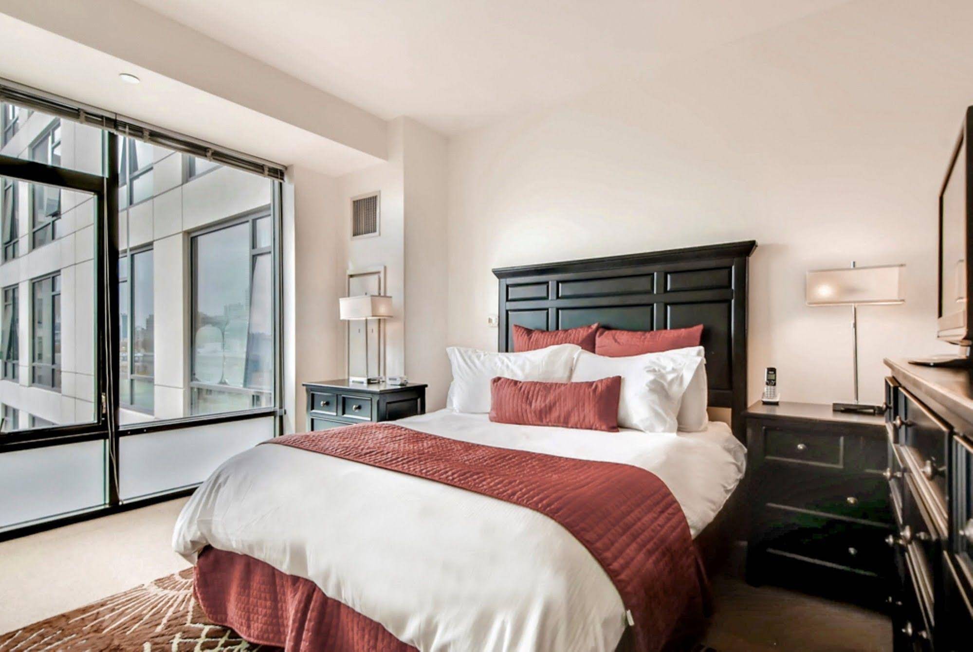 Global Luxury Apartments near Mill River Park