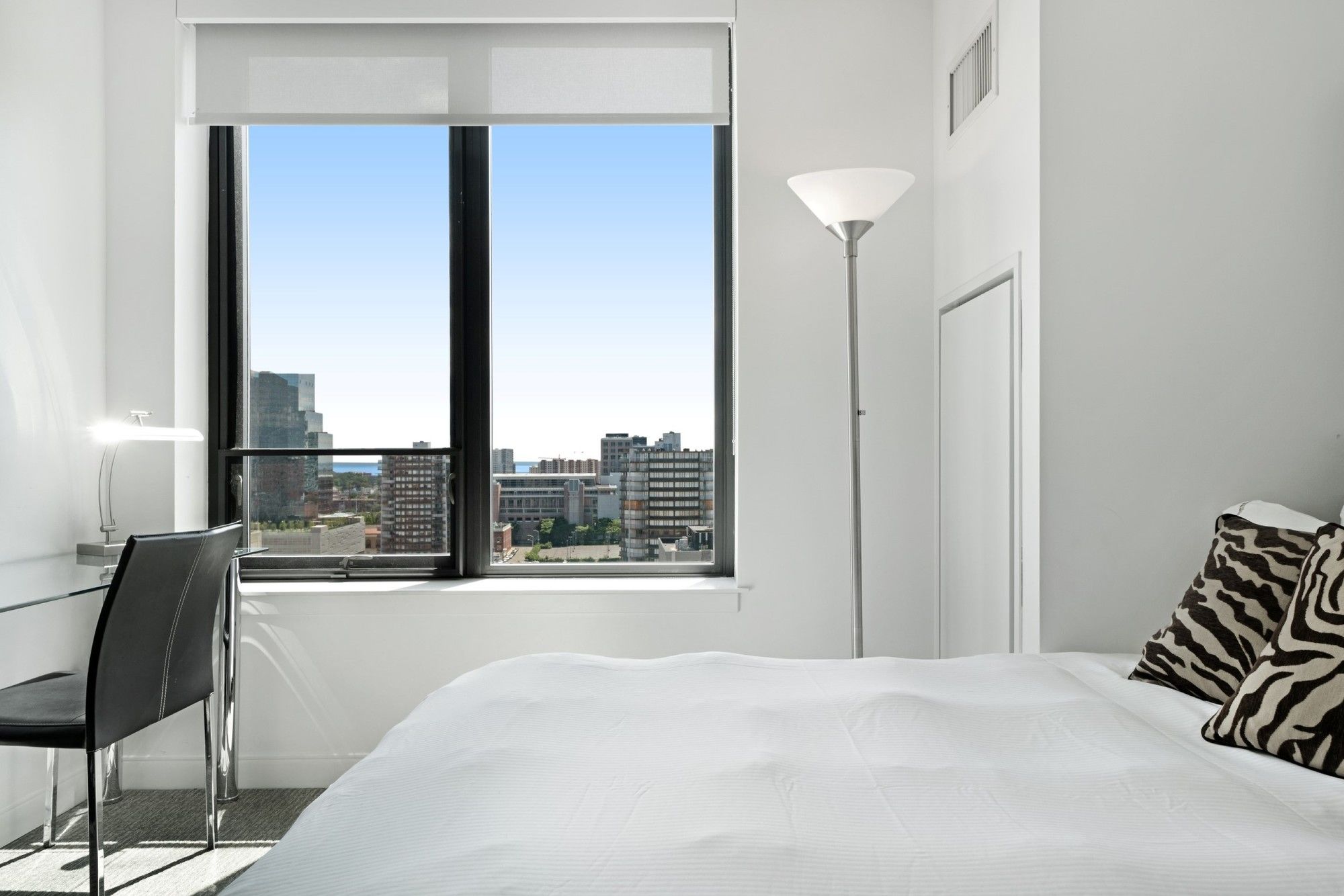 Global Luxury Suites at Summer Street