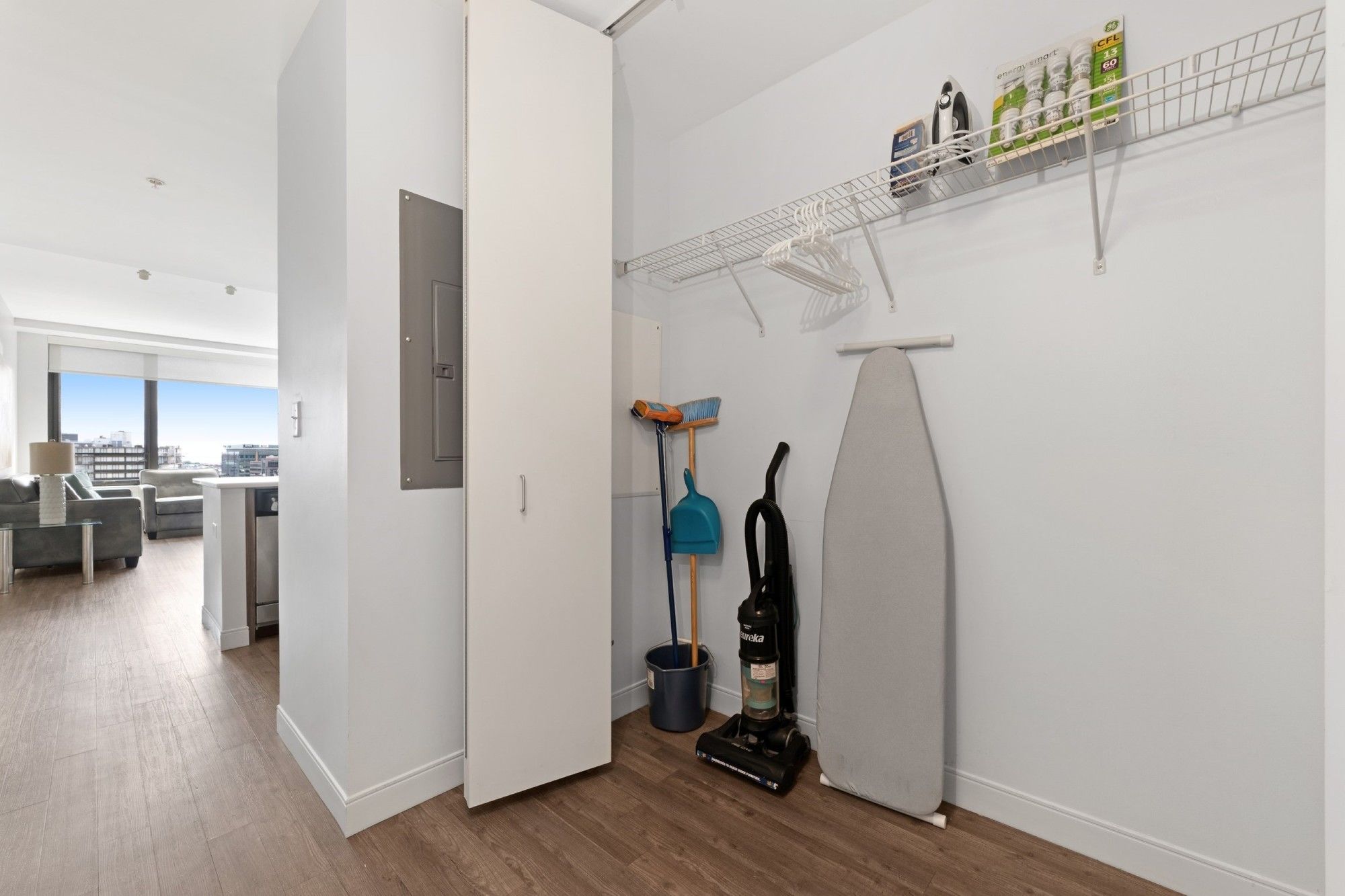 Global Luxury Suites at Summer Street