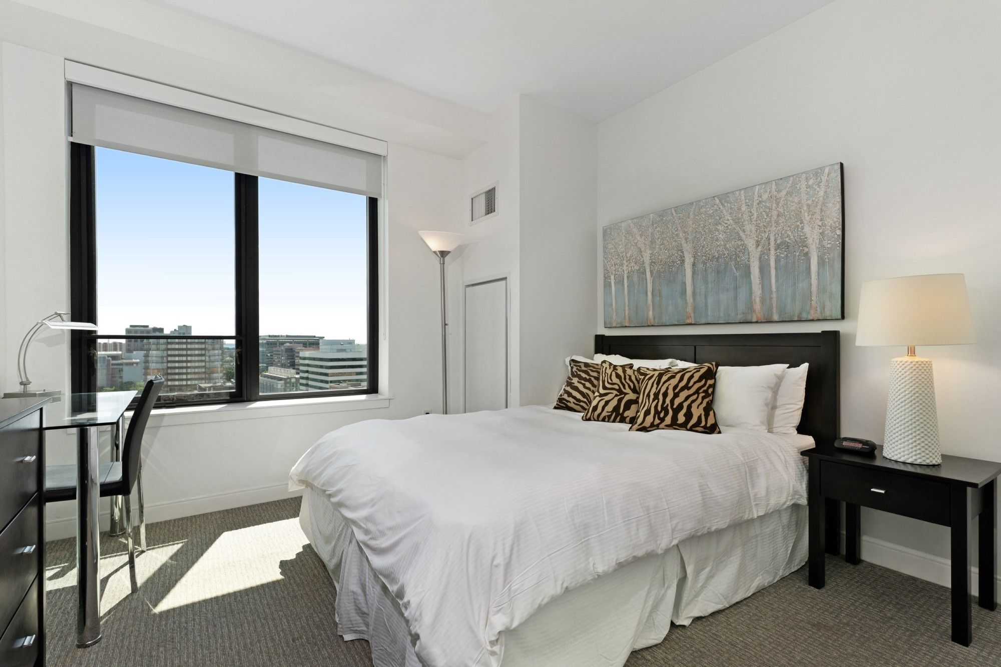 Global Luxury Suites at Summer Street