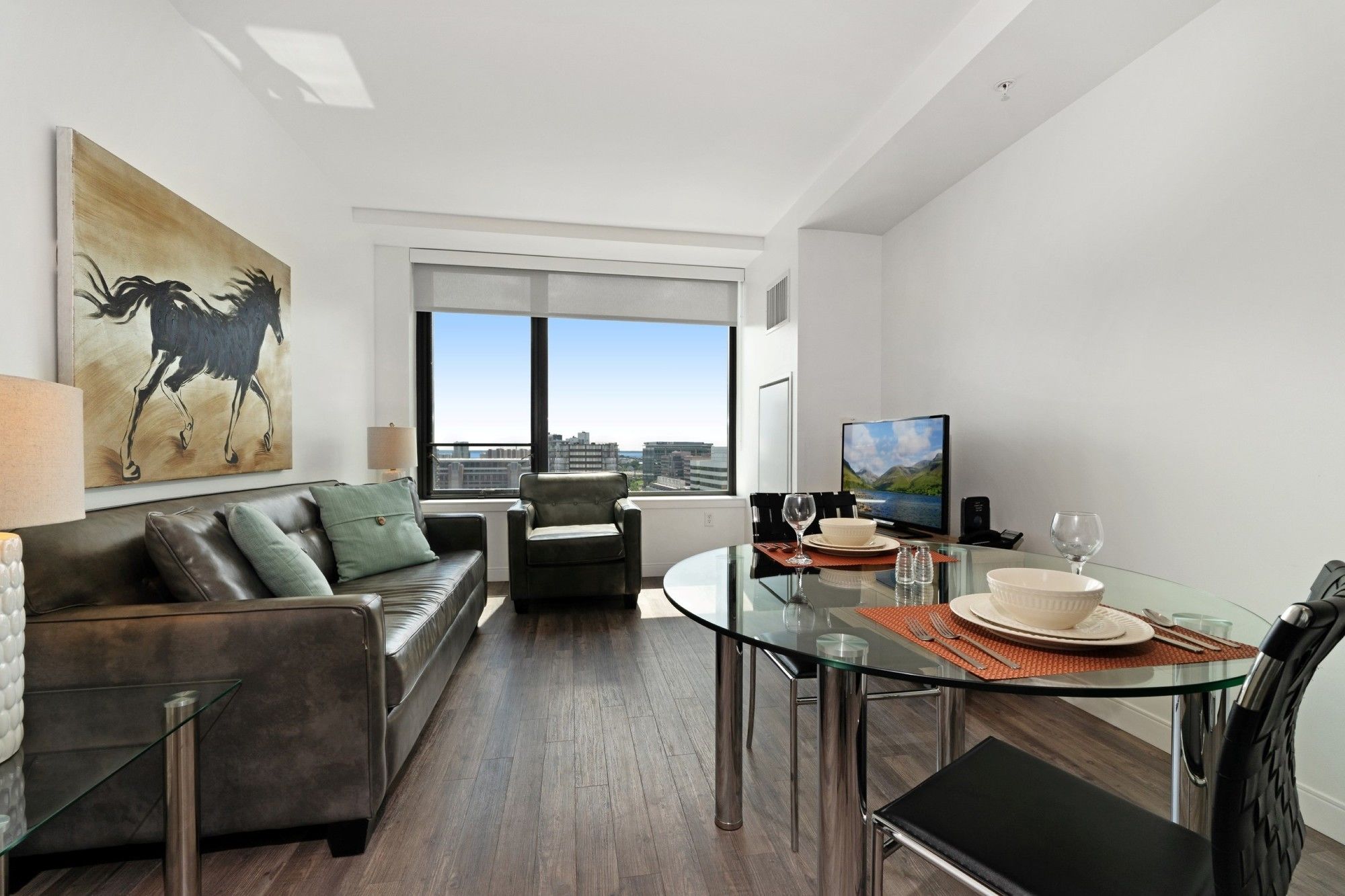 Global Luxury Suites at Summer Street