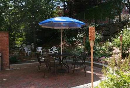 Hampton Inn & Suites Stamford