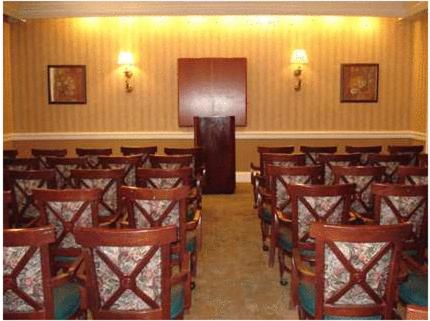 Hampton Inn & Suites Stamford