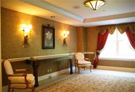 Hampton Inn & Suites Stamford