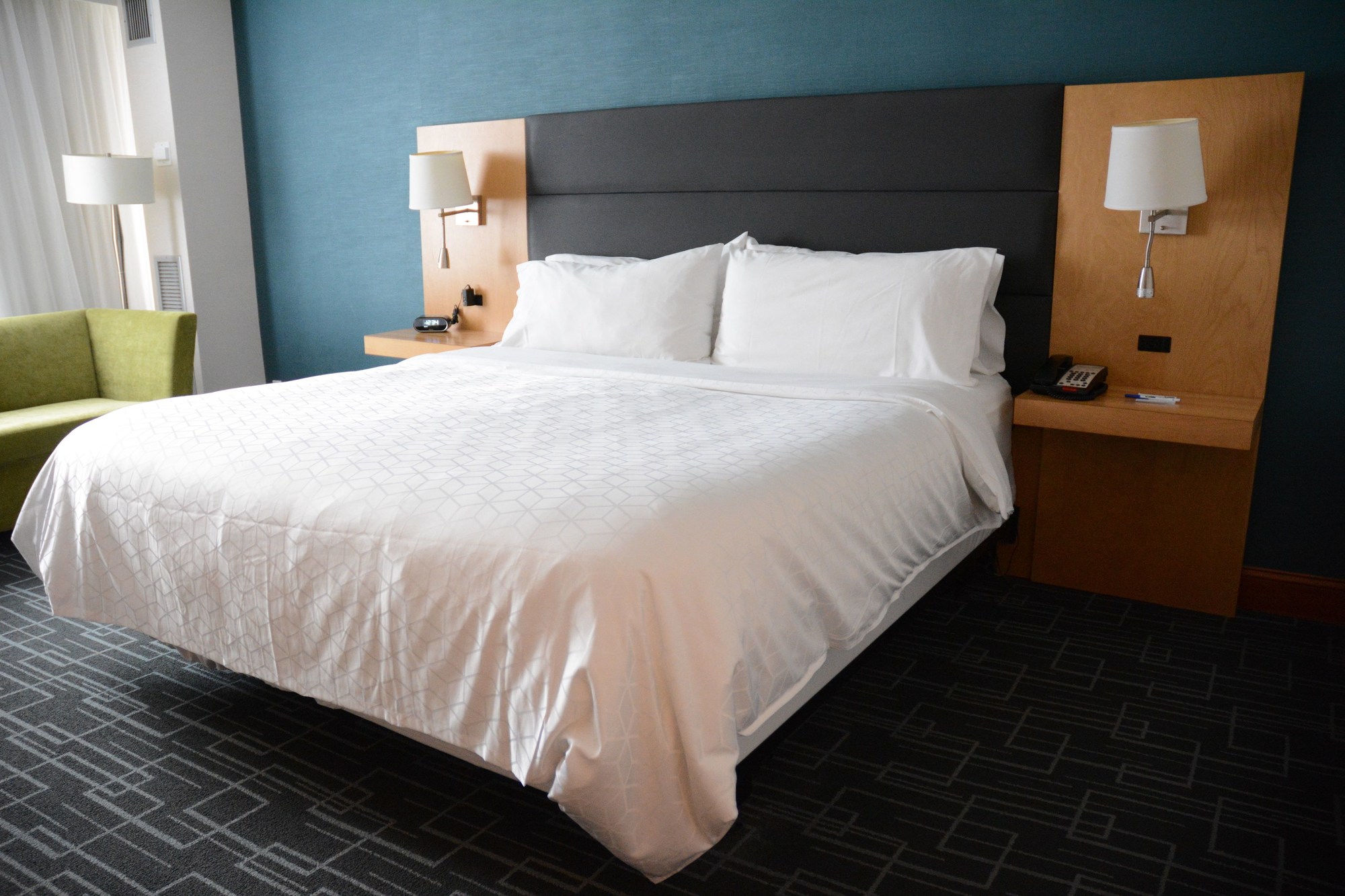 Holiday Inn Express & Suites Stamford