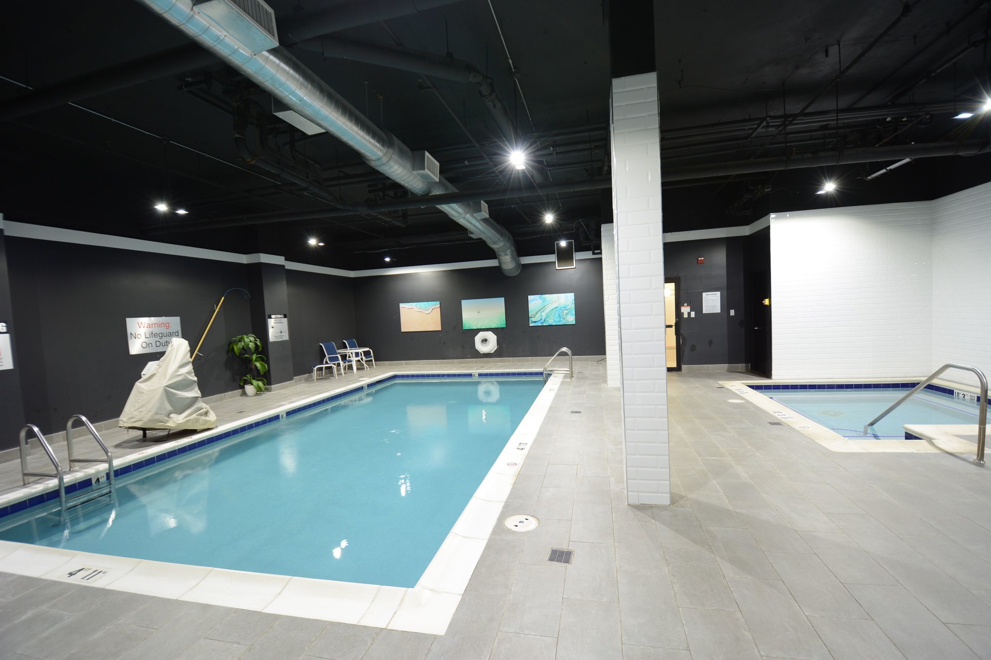 Holiday Inn Express & Suites Stamford