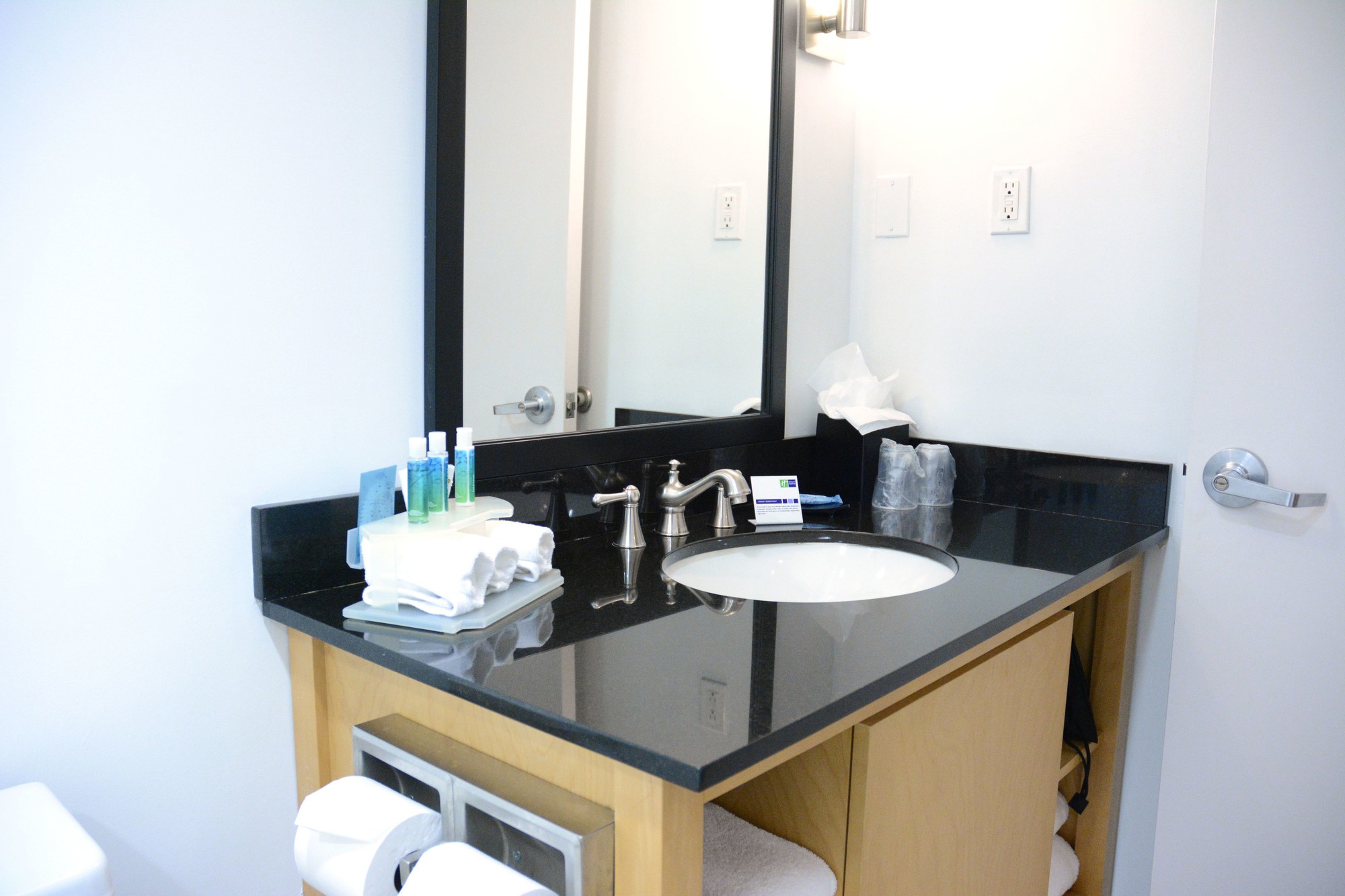 Holiday Inn Express & Suites Stamford