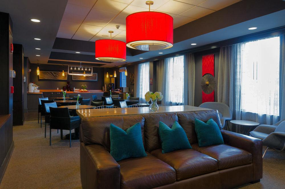 The Lloyd Stamford, Tapestry Collection by Hilton