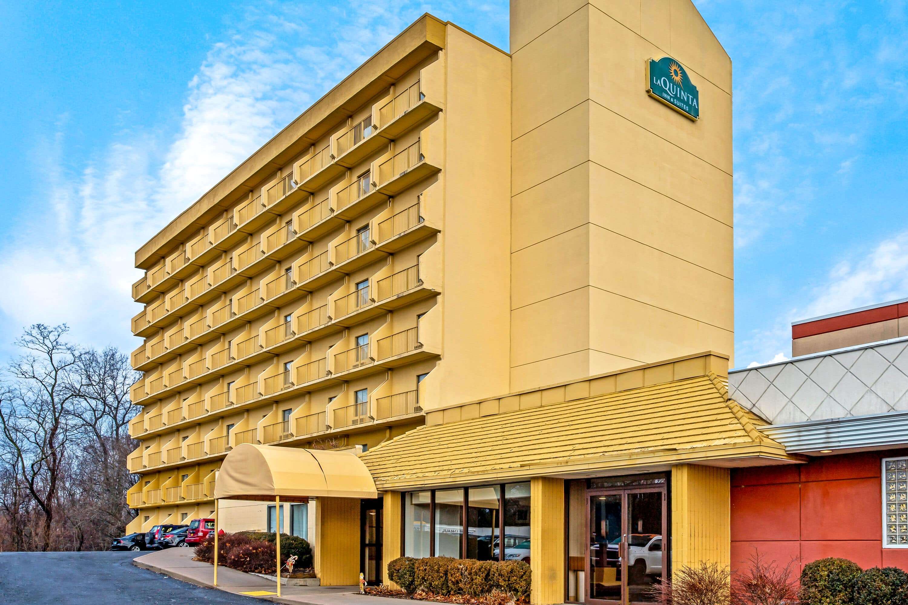 La Quinta Inn & Suites by Wyndham Stamford / New York City