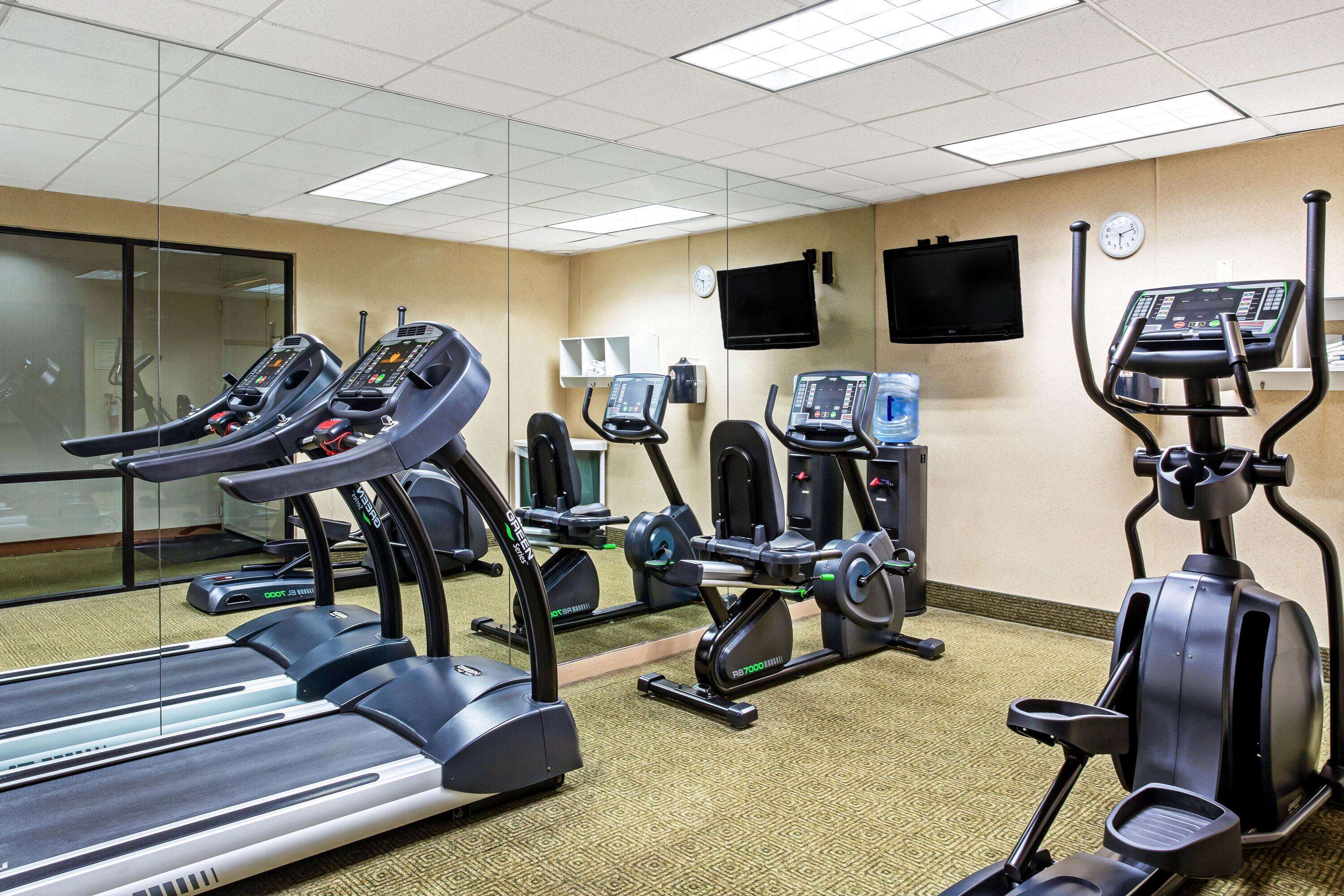 La Quinta Inn & Suites by Wyndham Stamford / New York City