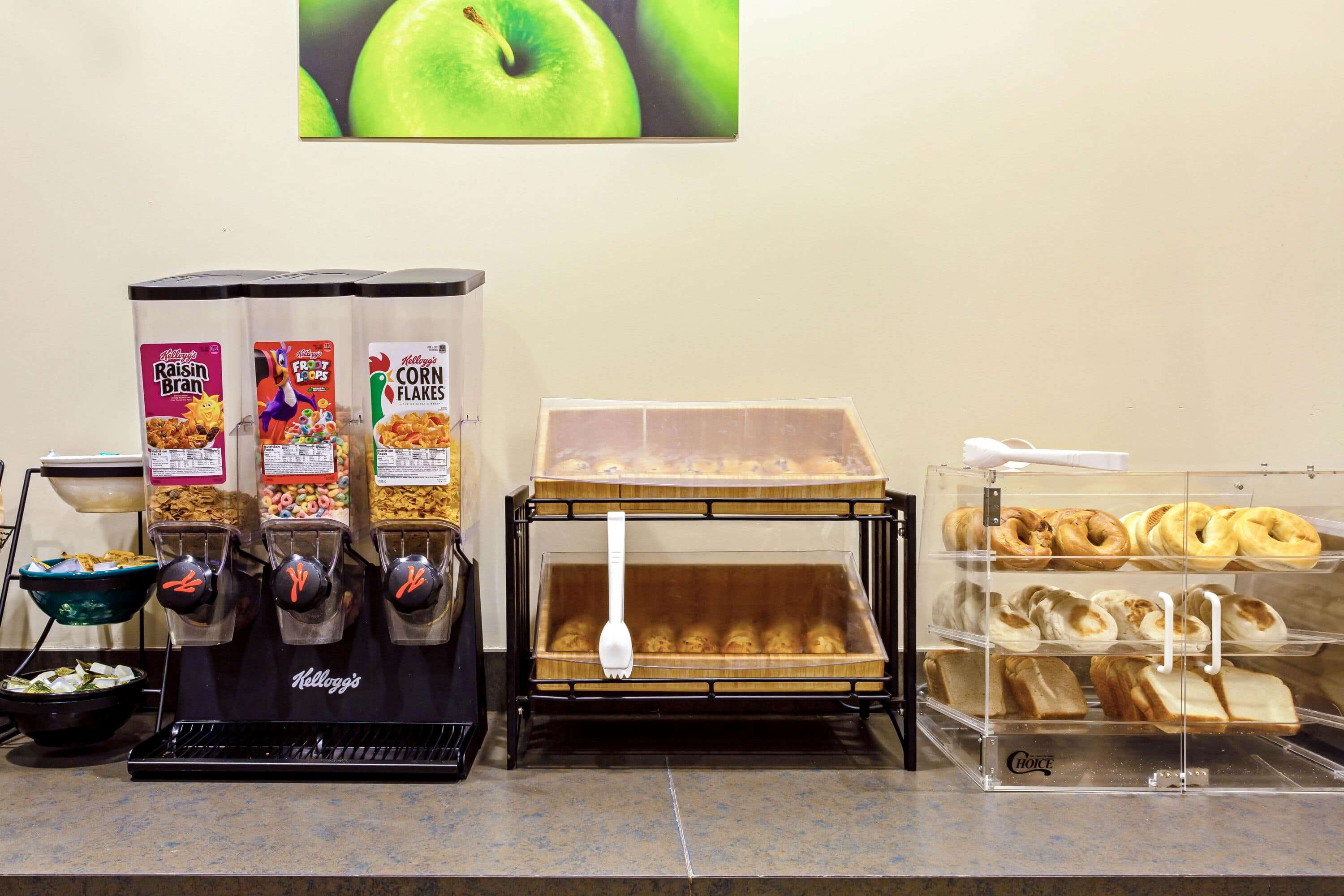 La Quinta Inn & Suites by Wyndham Stamford / New York City
