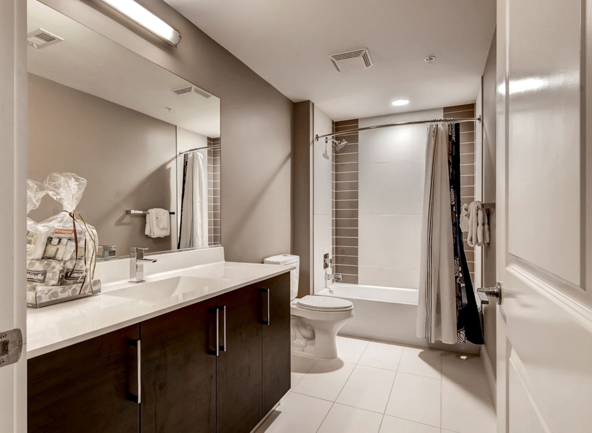 Luxury Apartments at Stamford Town Center