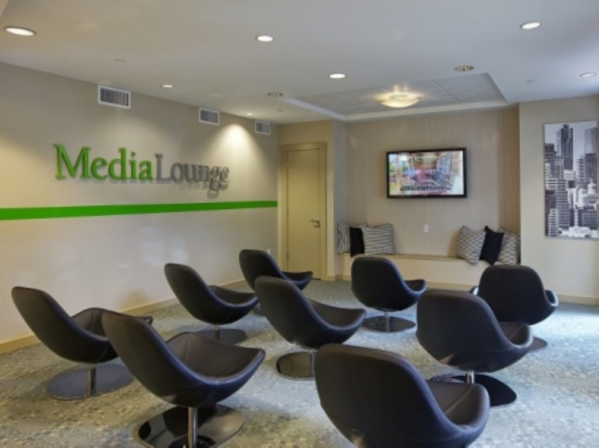 Oakwood 200 Broad Street