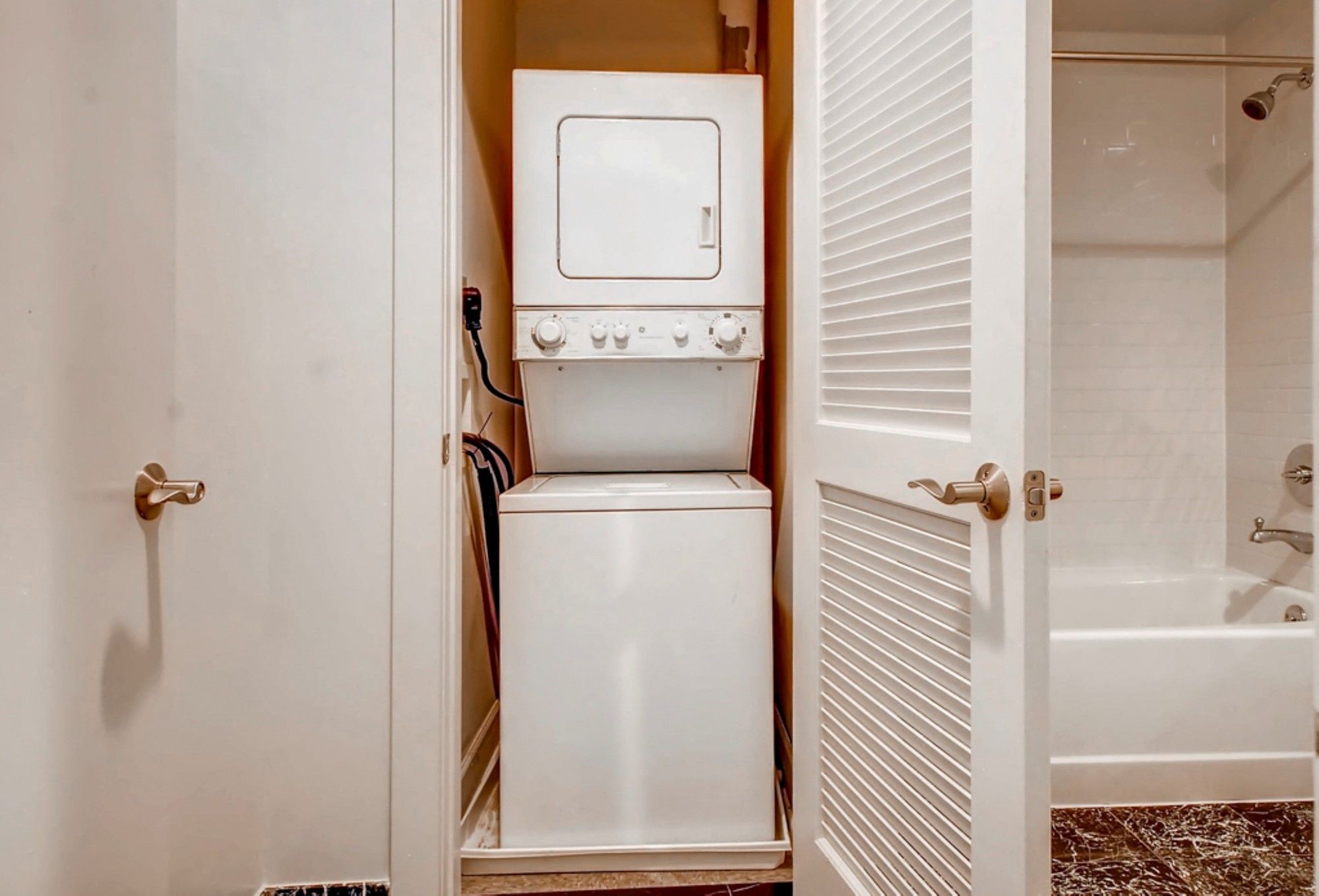 Oakwood 200 Broad Street