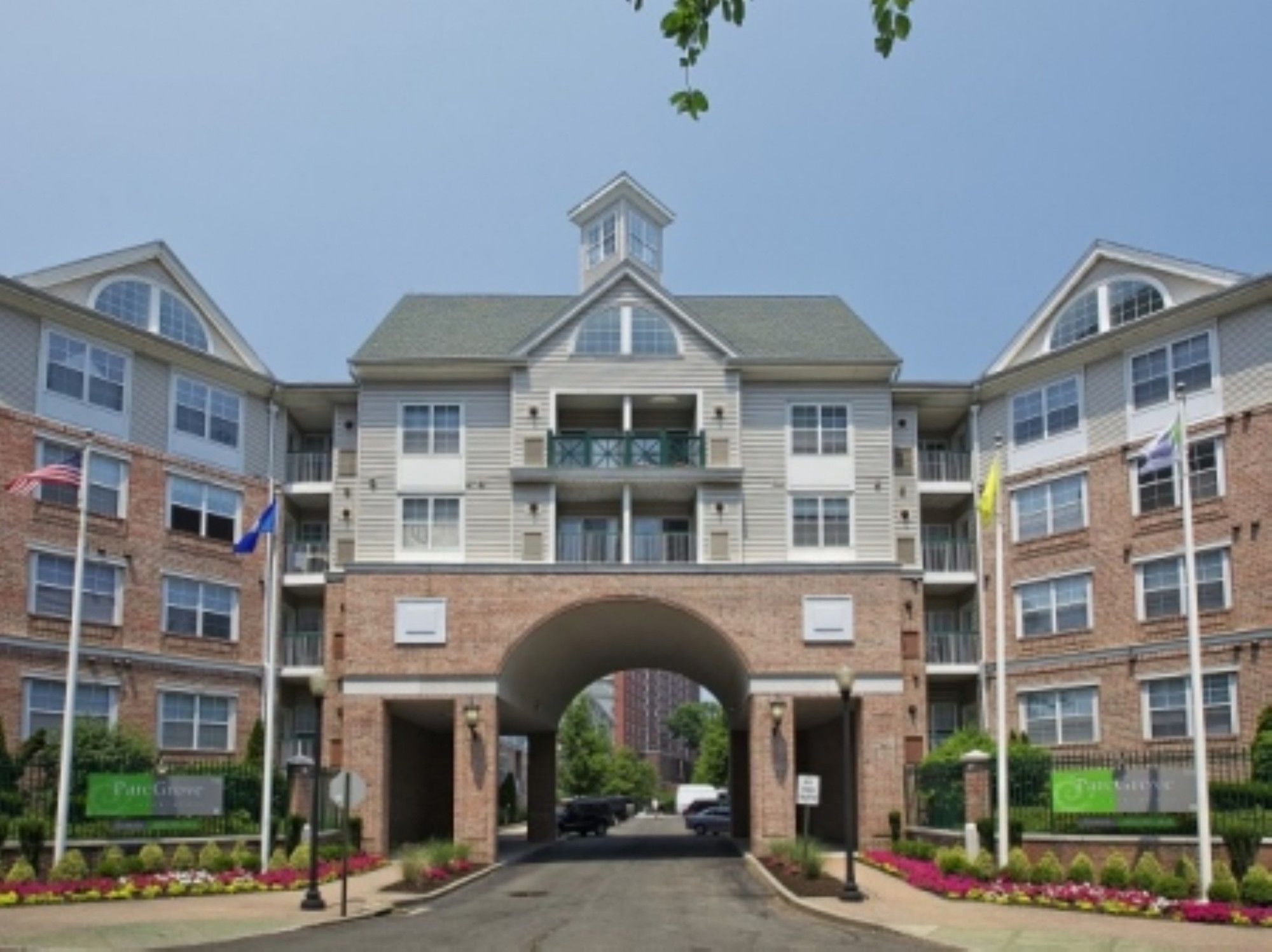 Oakwood 200 Broad Street